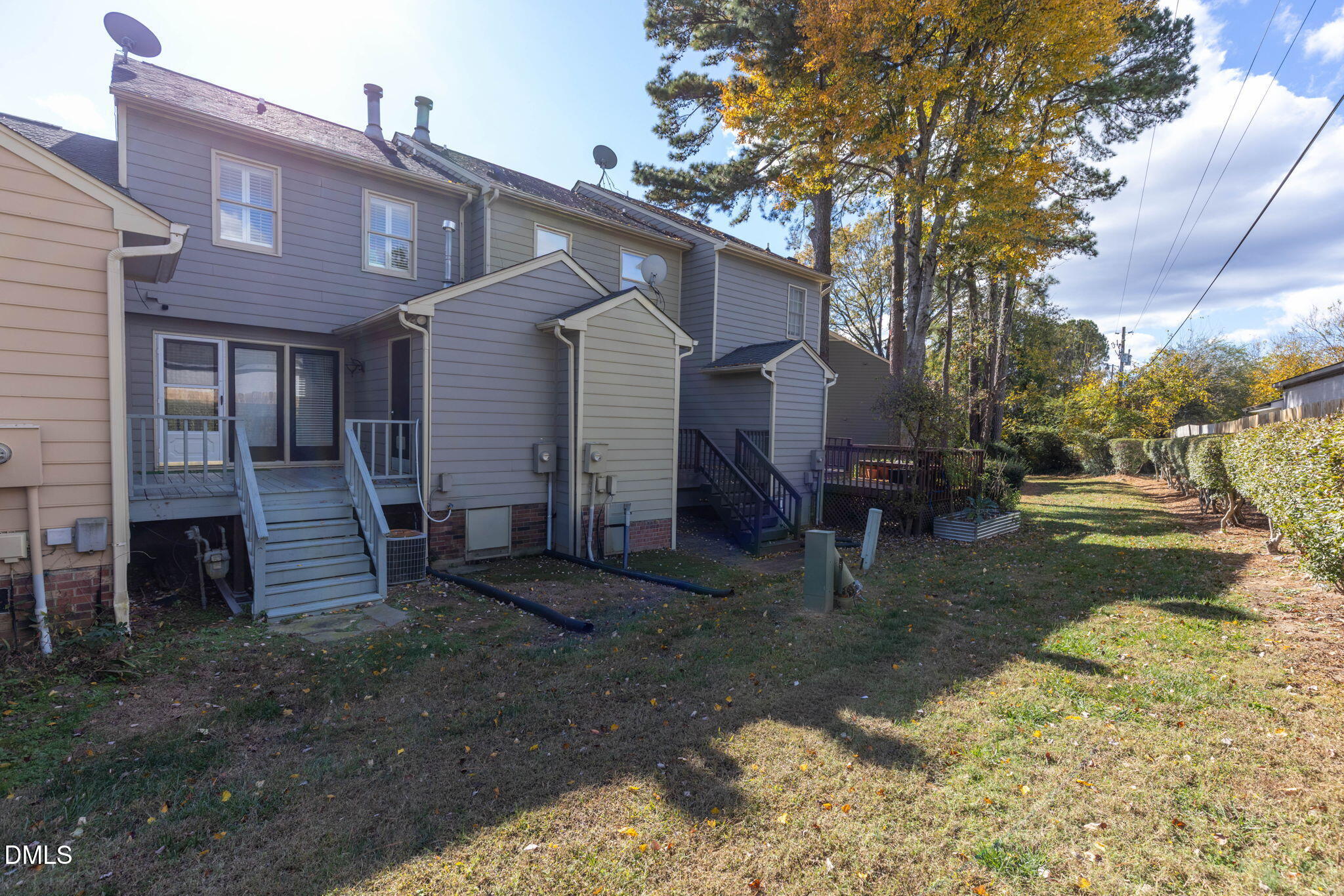 1250 Shadowbark Court Property Photo 28