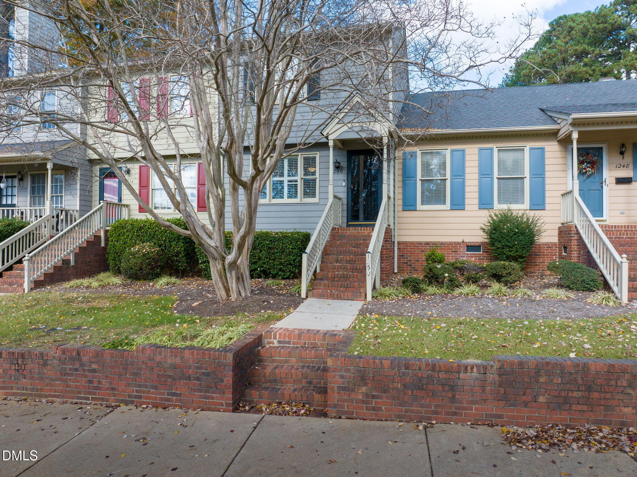1250 Shadowbark Court Property Photo 40