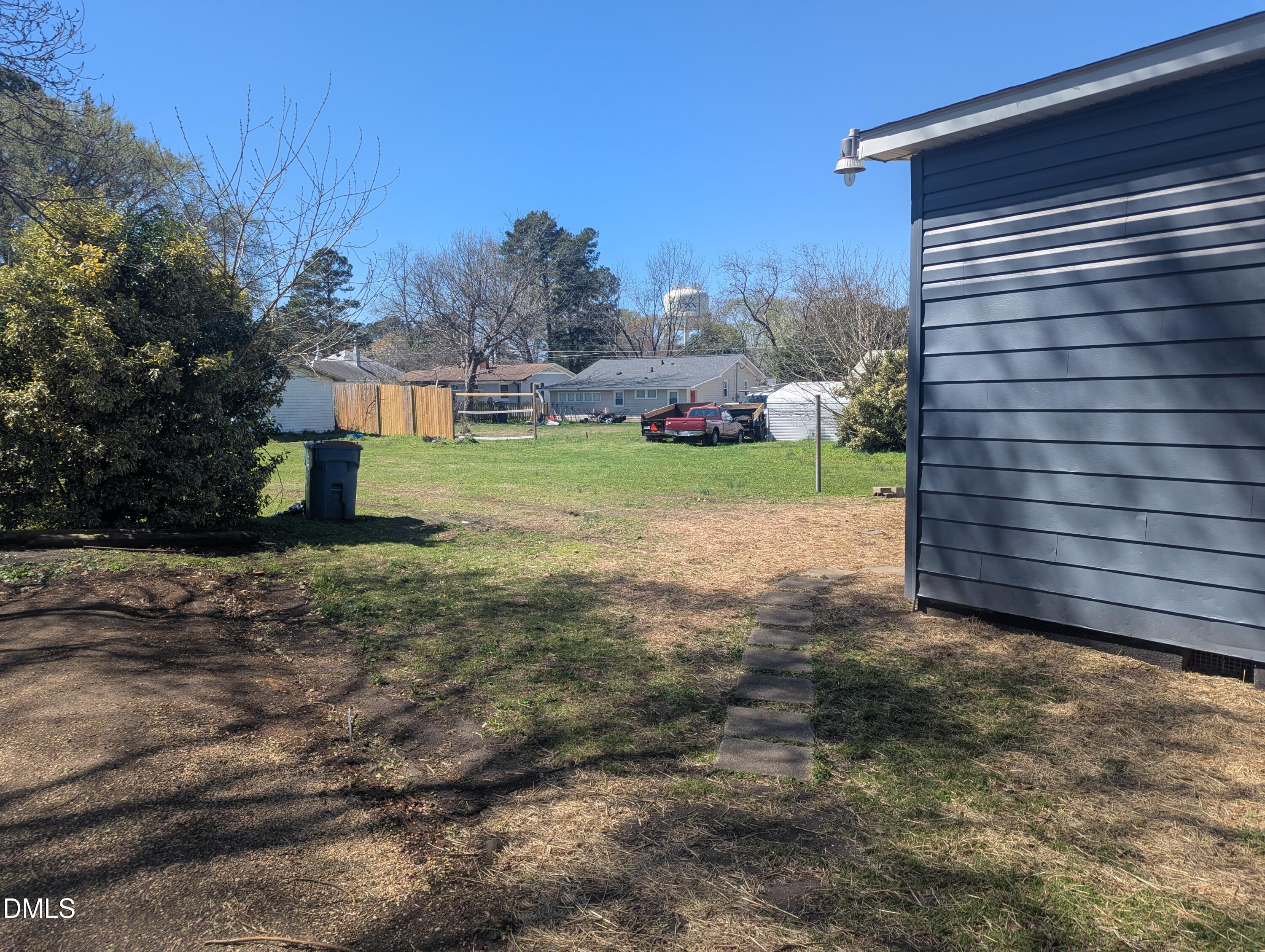 502 E Surles Street Property Photo 22