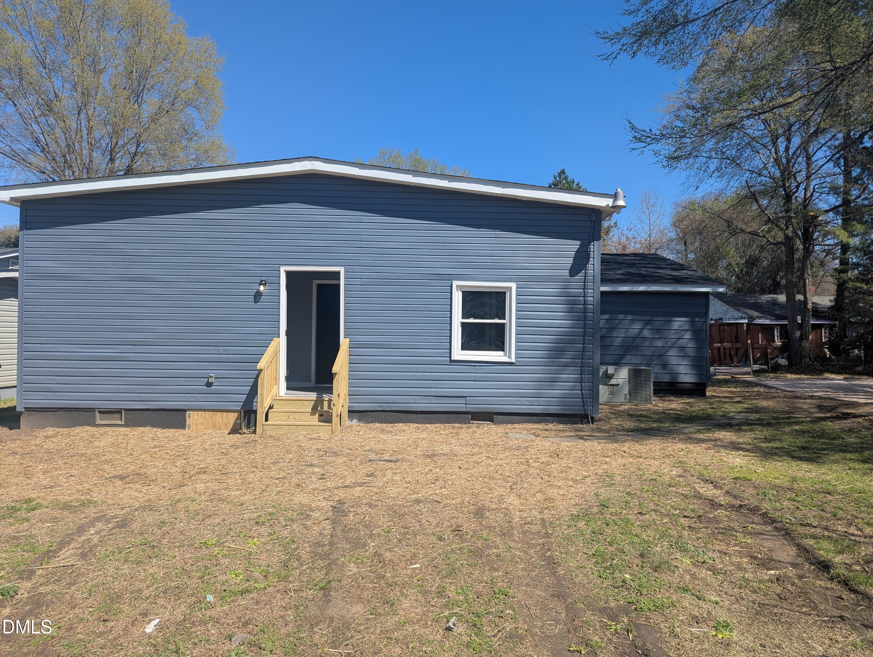 502 E Surles Street Property Photo 24