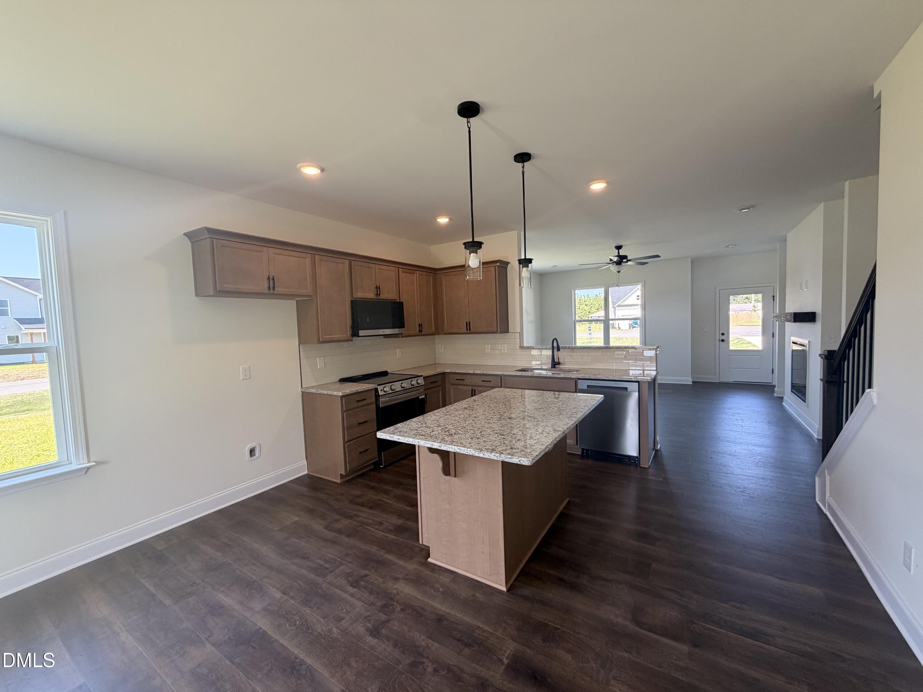 13 Sundrops Trail Property Photo 5