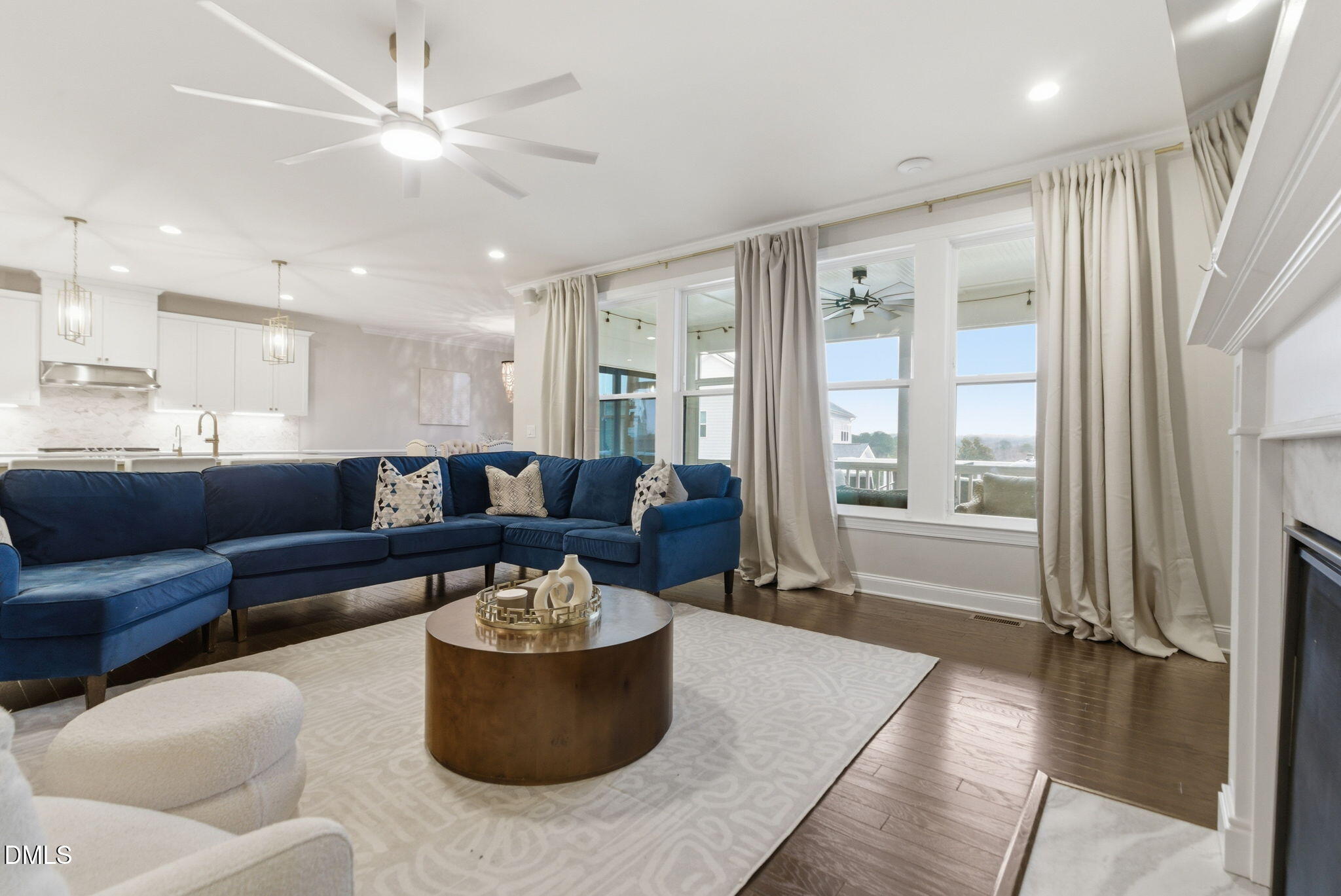 216 Artisan Park Drive Property Photo 8