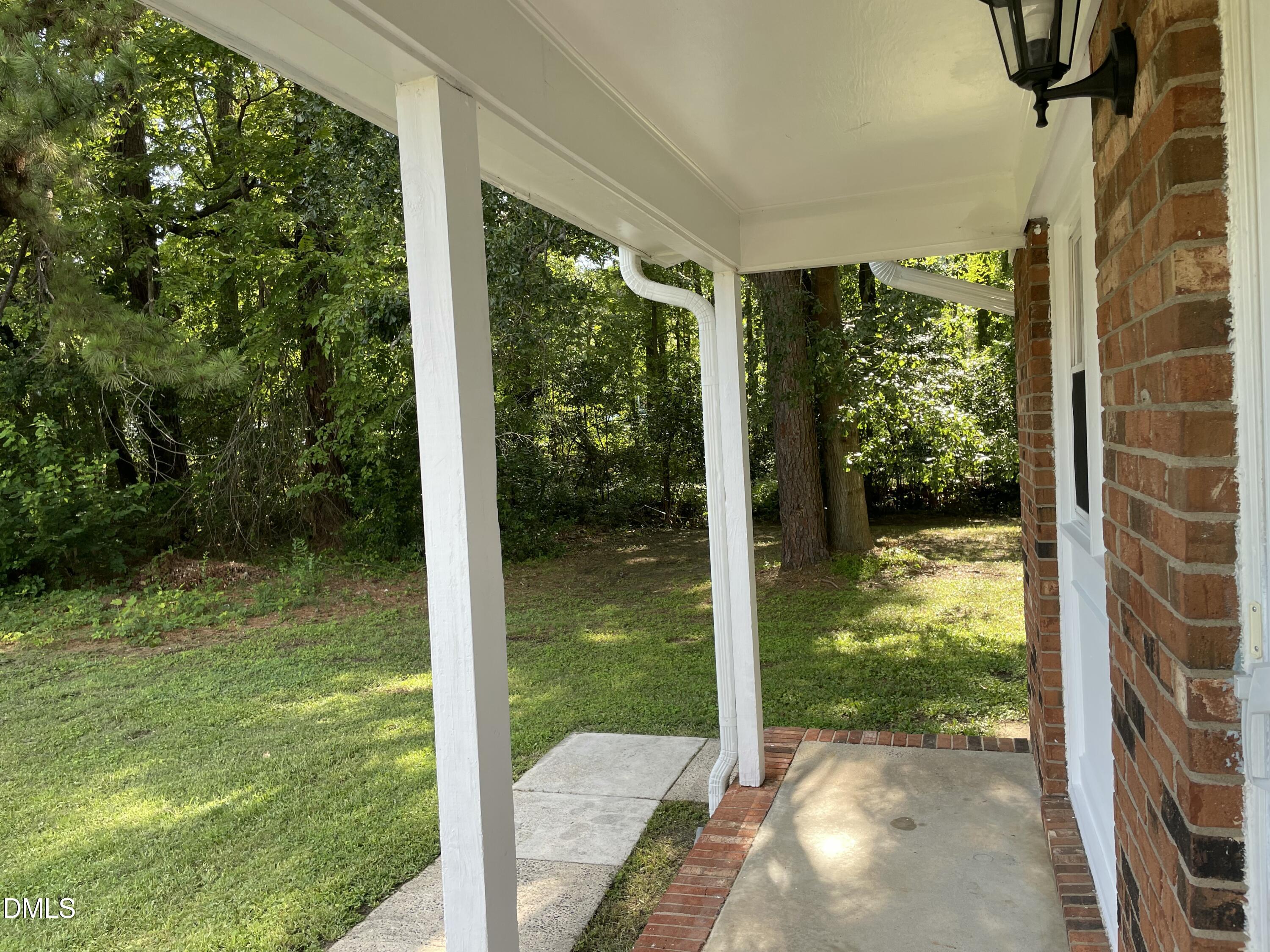 3406 Facade Street Property Photo 6