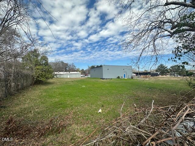 902 Douglas Street S Property Photo 8