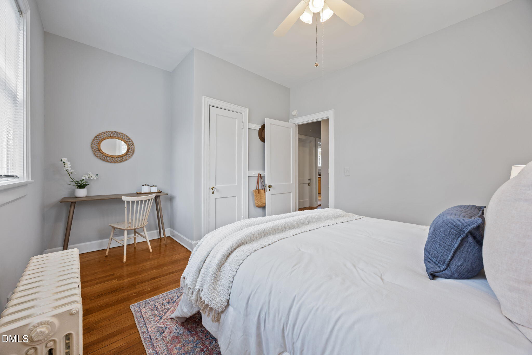 2303 Englewood Avenue Property Photo 17
