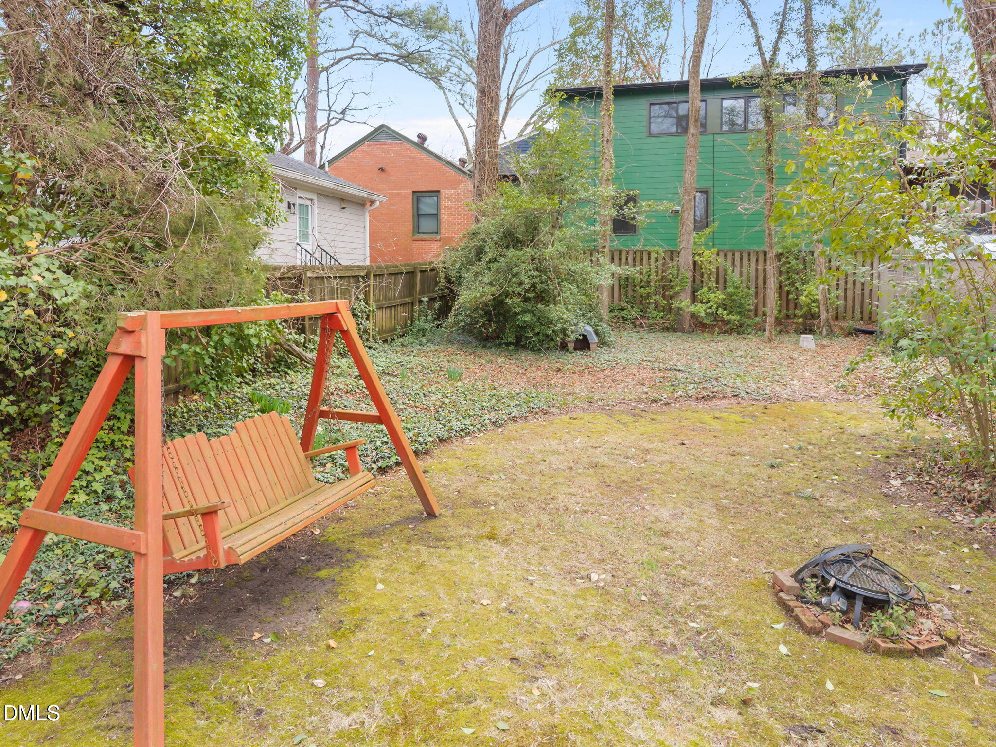 2303 Englewood Avenue Property Photo 24