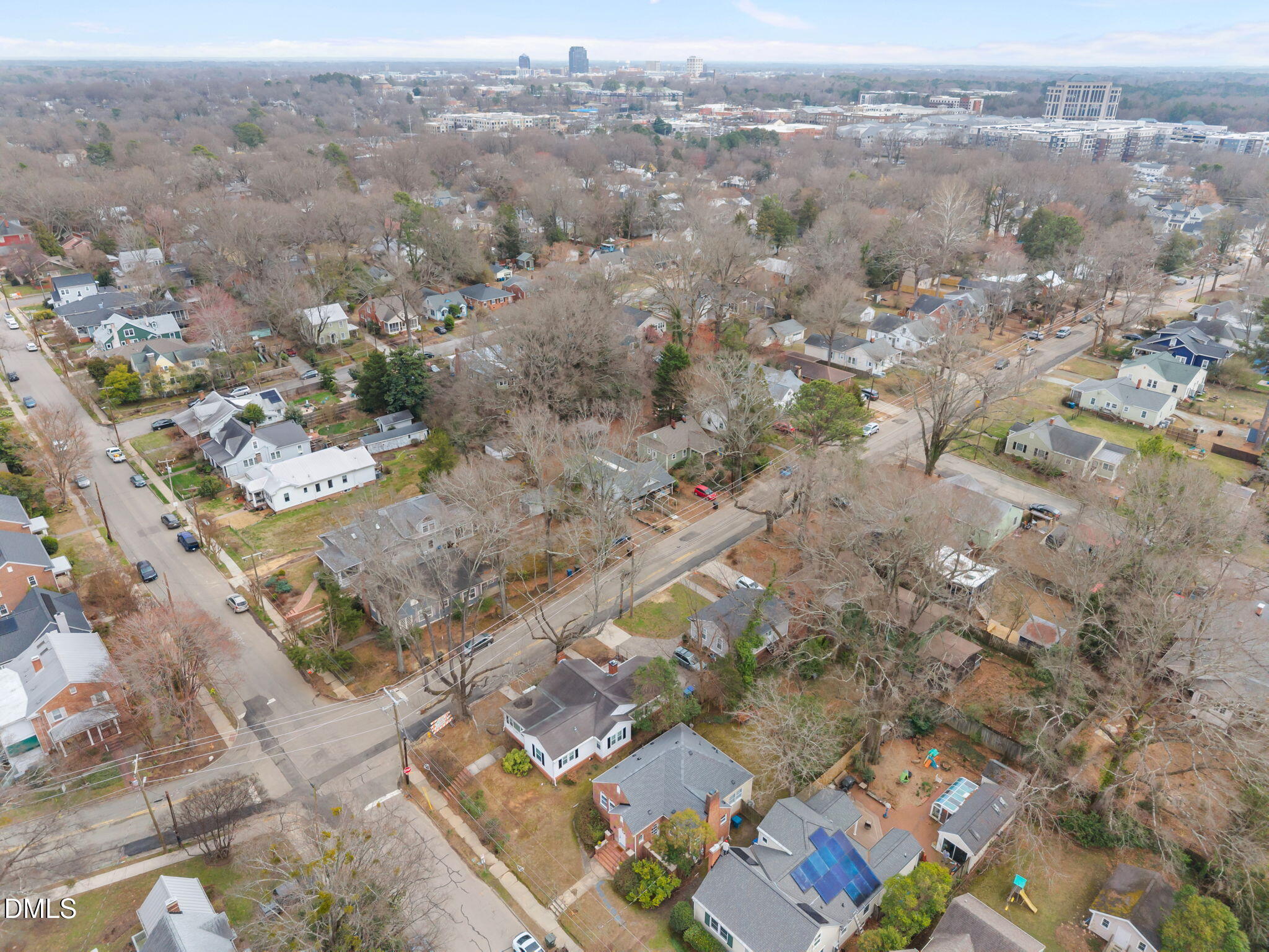 2303 Englewood Avenue Property Photo 26