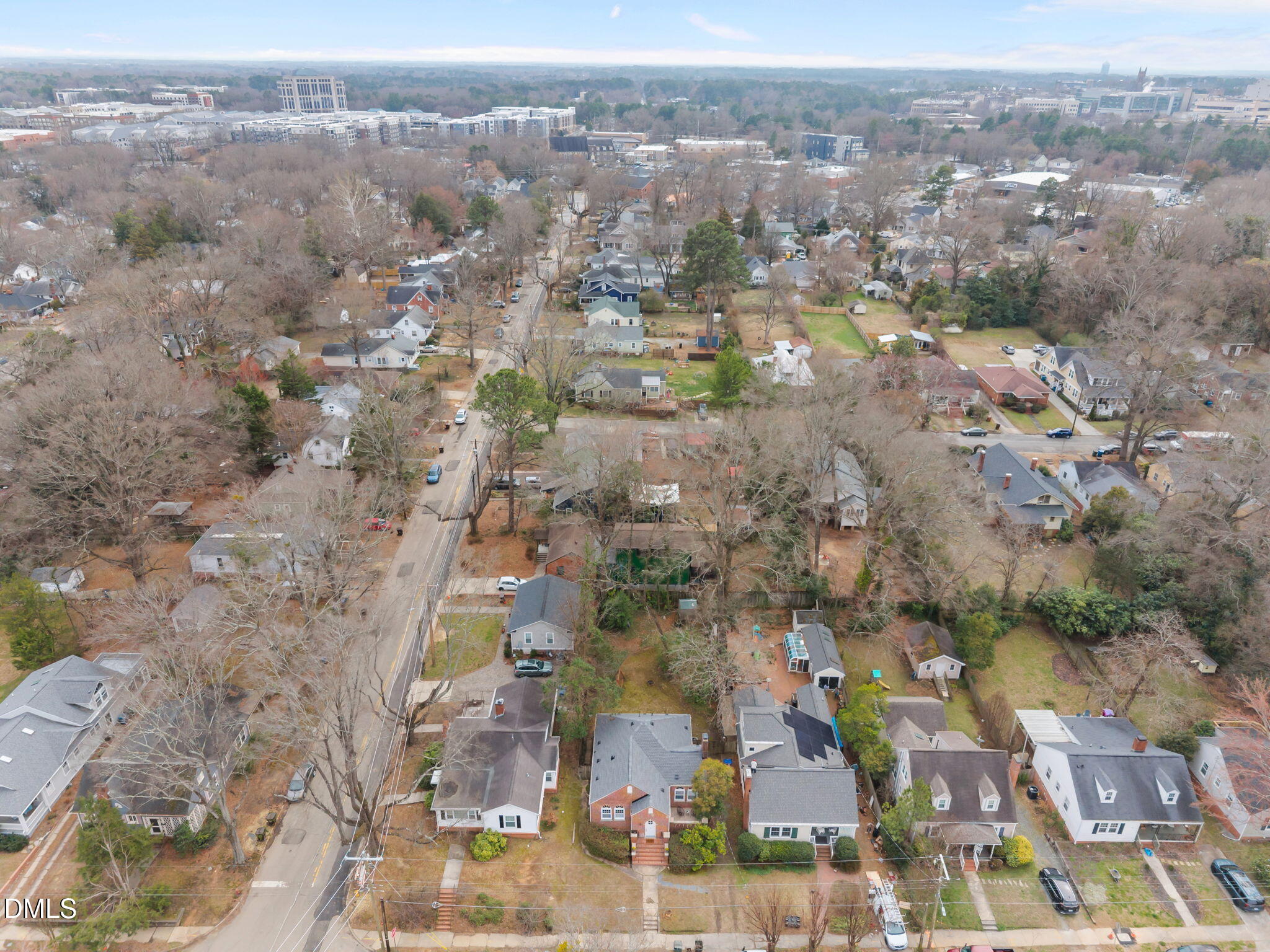 2303 Englewood Avenue Property Photo 27