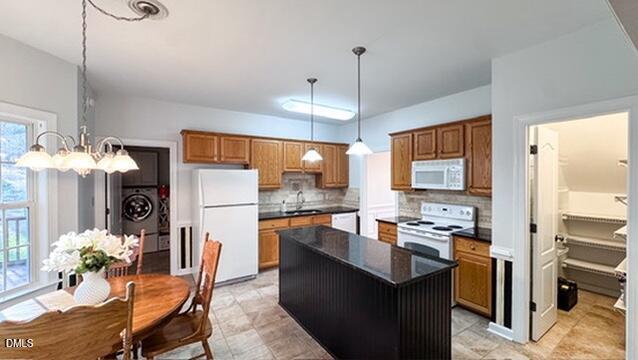97 Carrousel Court Property Photo 25