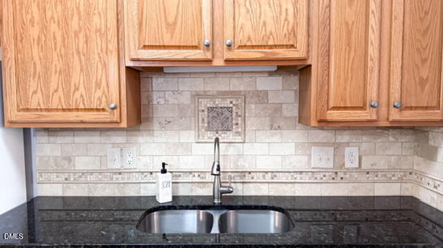 97 Carrousel Court Property Photo 27