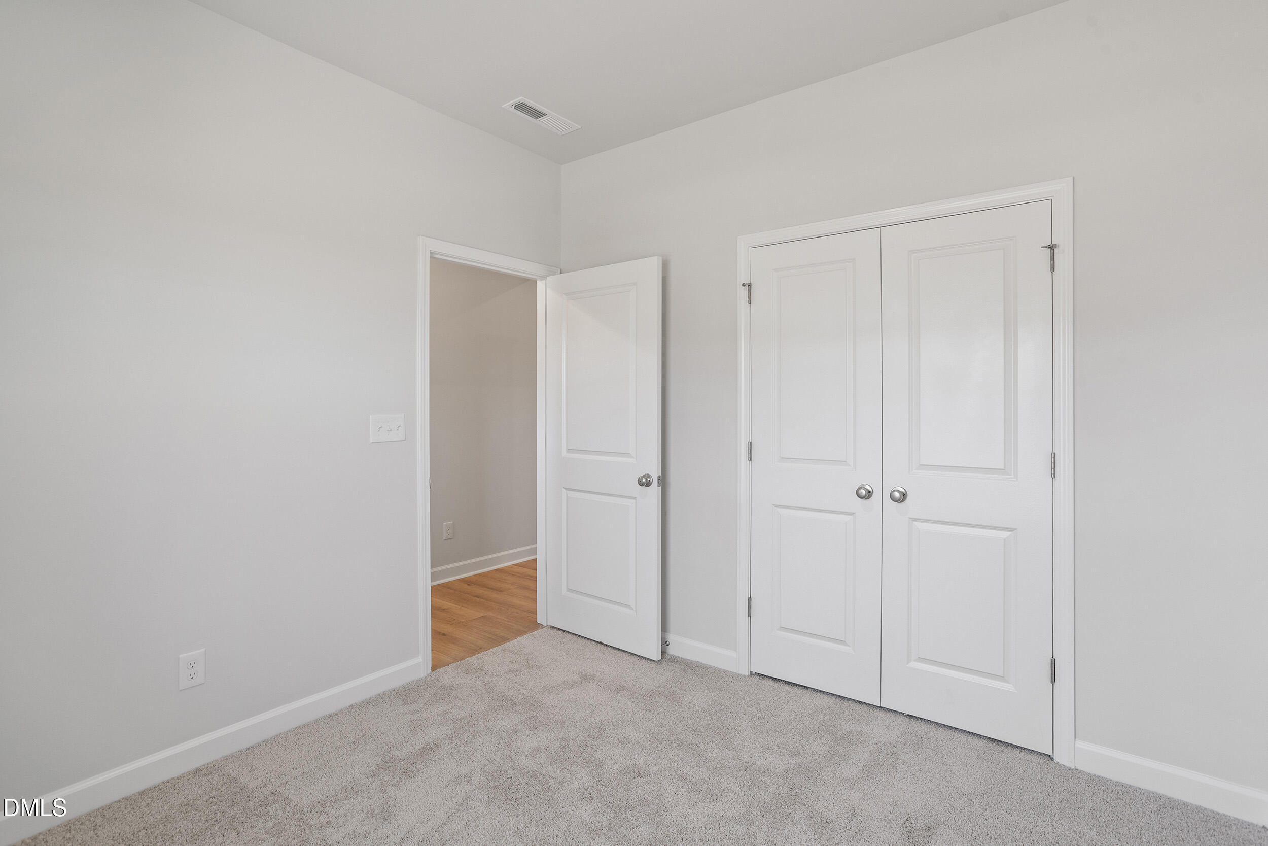 2073 Bull City Bend 405 Property Photo 11
