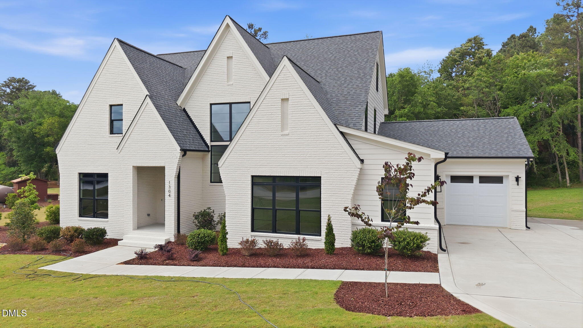1304 Sanctuary Pond Drive Property Photo 2