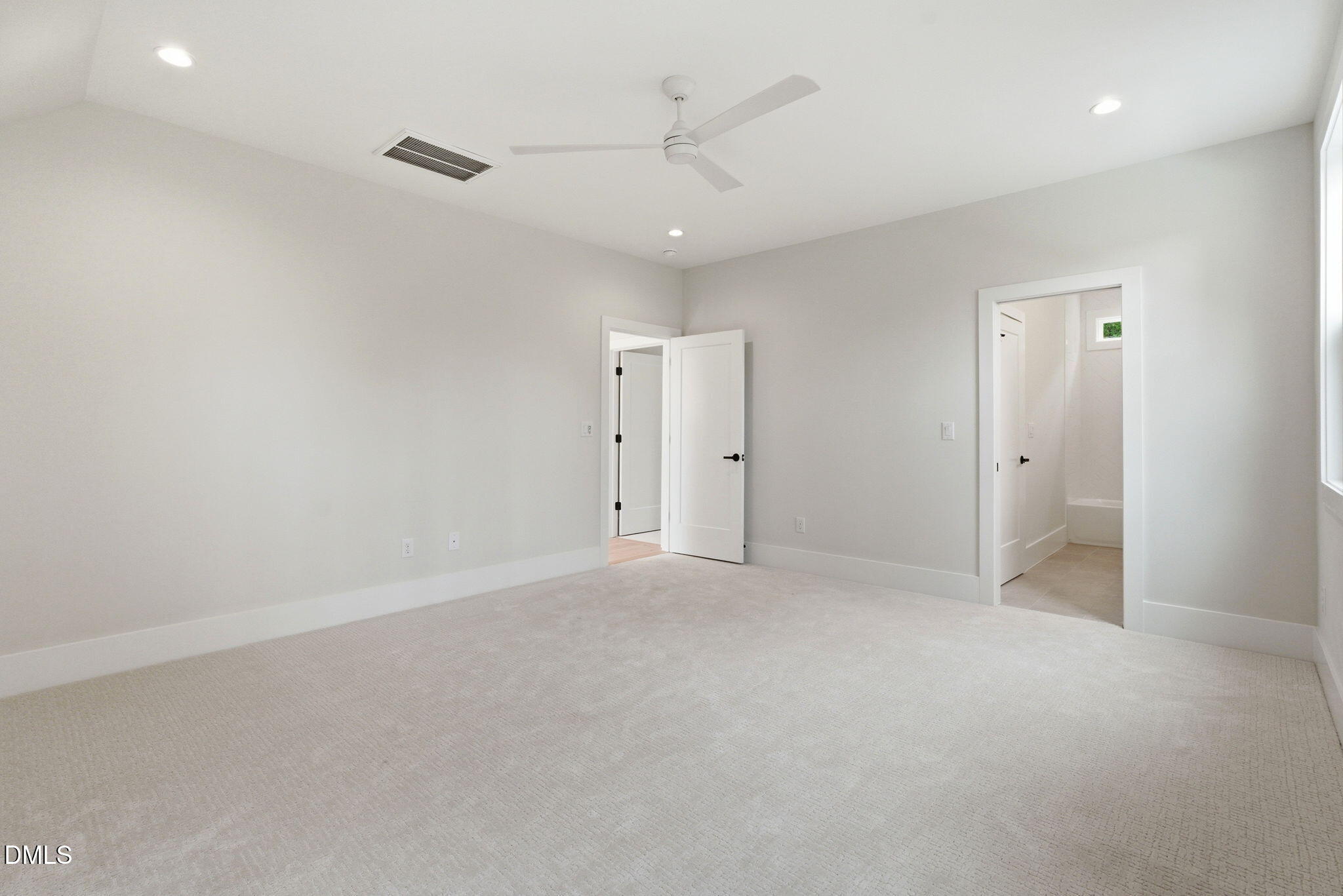 1304 Sanctuary Pond Drive Property Photo 30