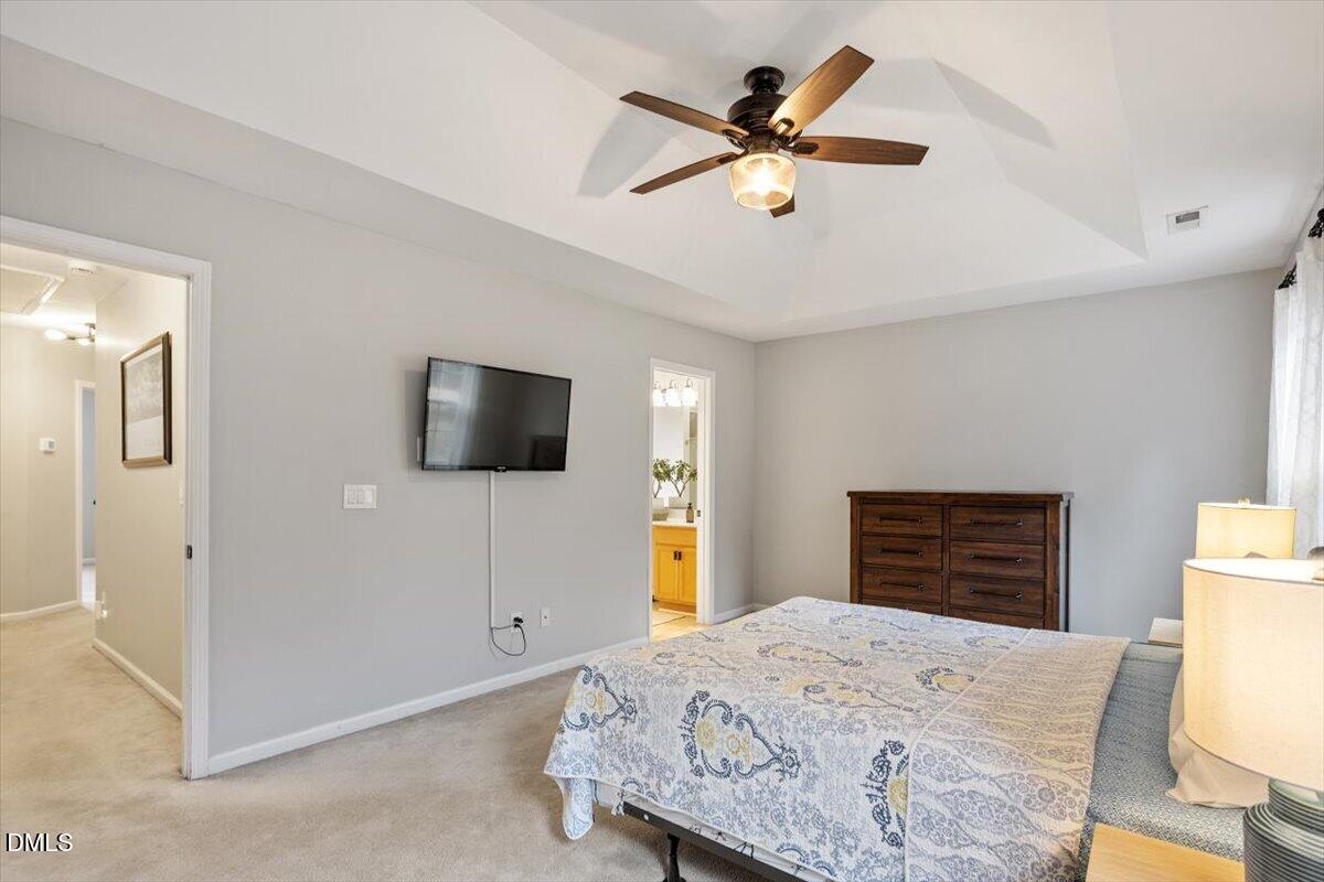 2925 Carriage Meadows Drive Property Photo 14