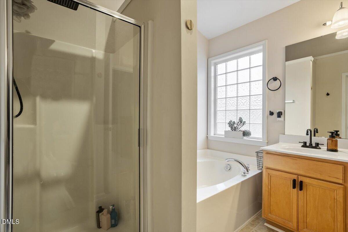 2925 Carriage Meadows Drive Property Photo 17