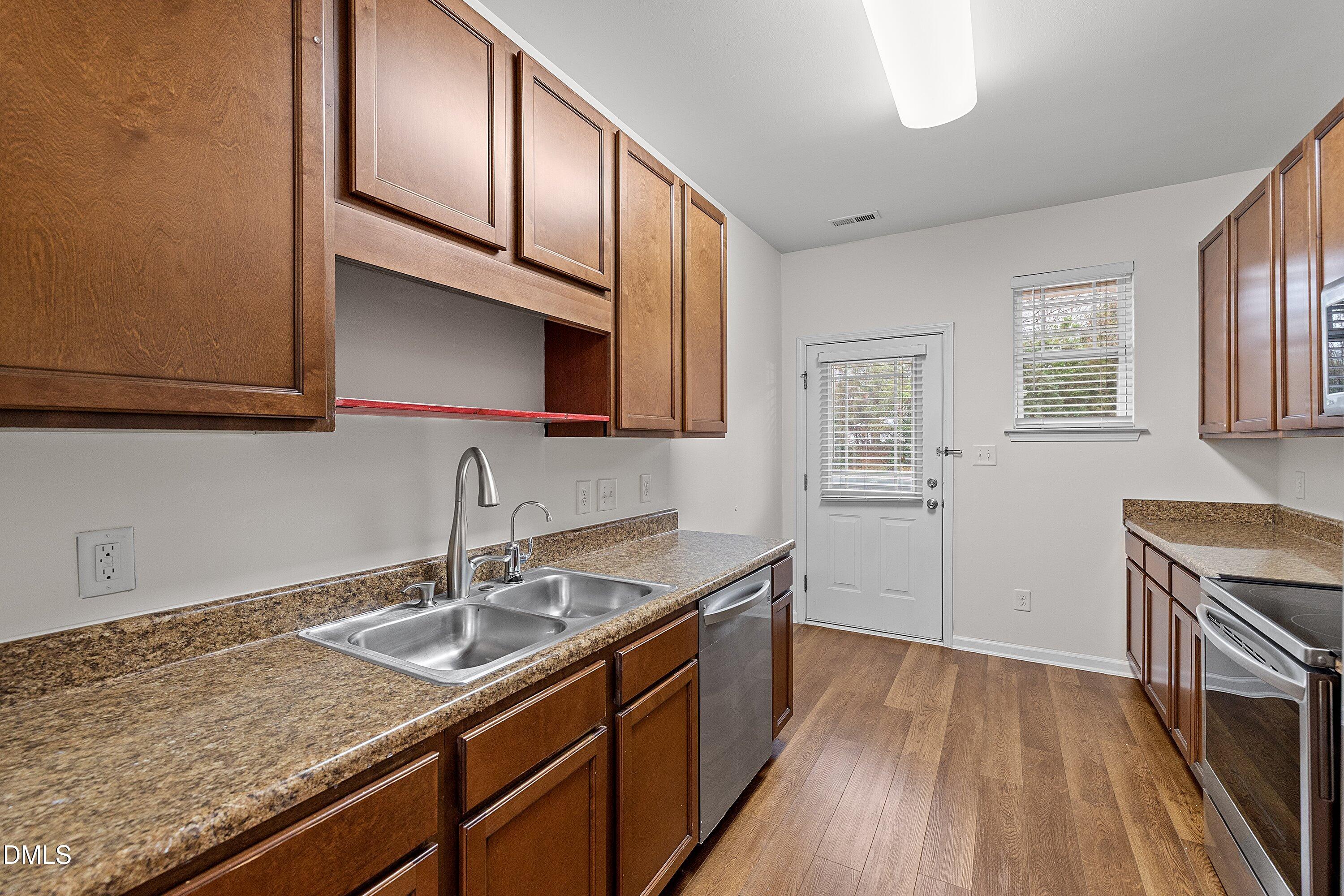 743 Blossom Grove Drive Property Photo 11