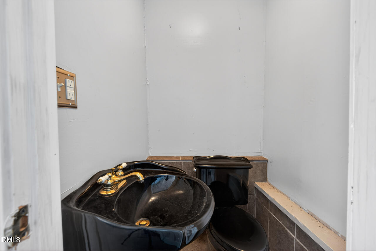 1622 Lancaster Road Property Photo 38