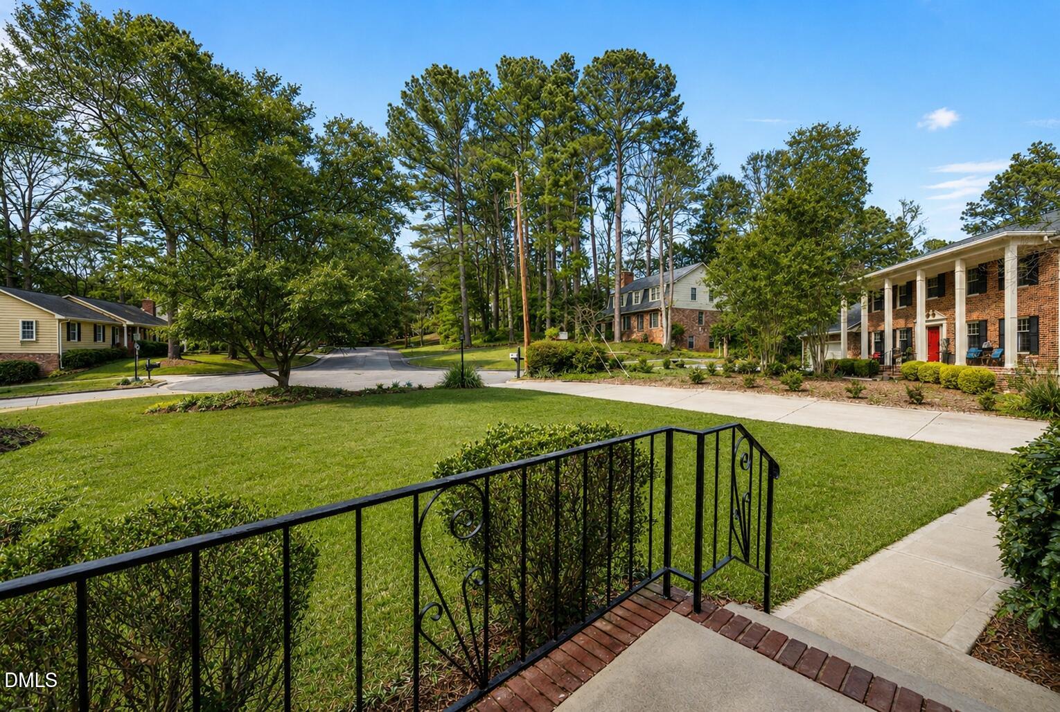 4300 Edgehill Court Property Photo 6