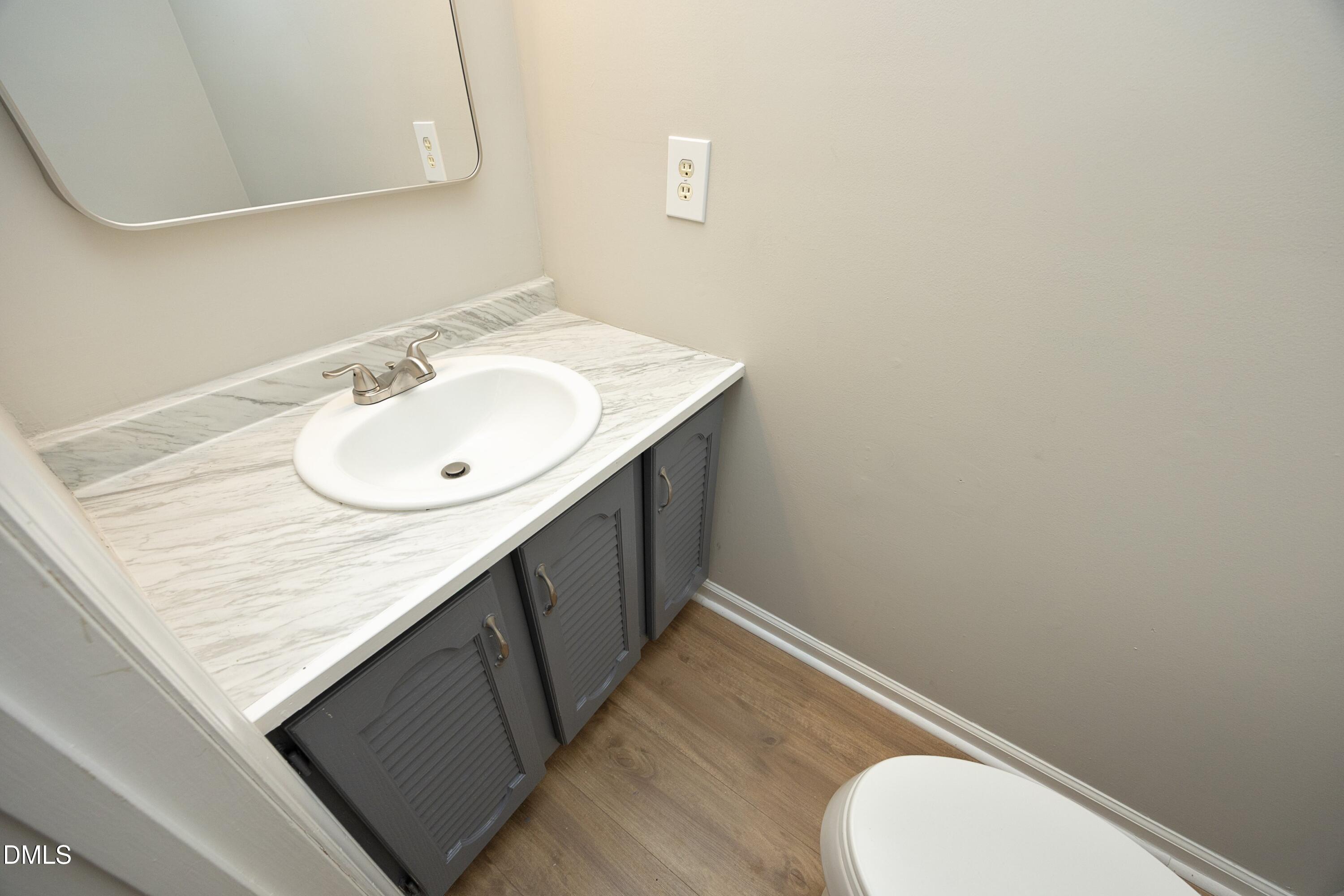 806 Kendall Drive 502 Property Photo 22