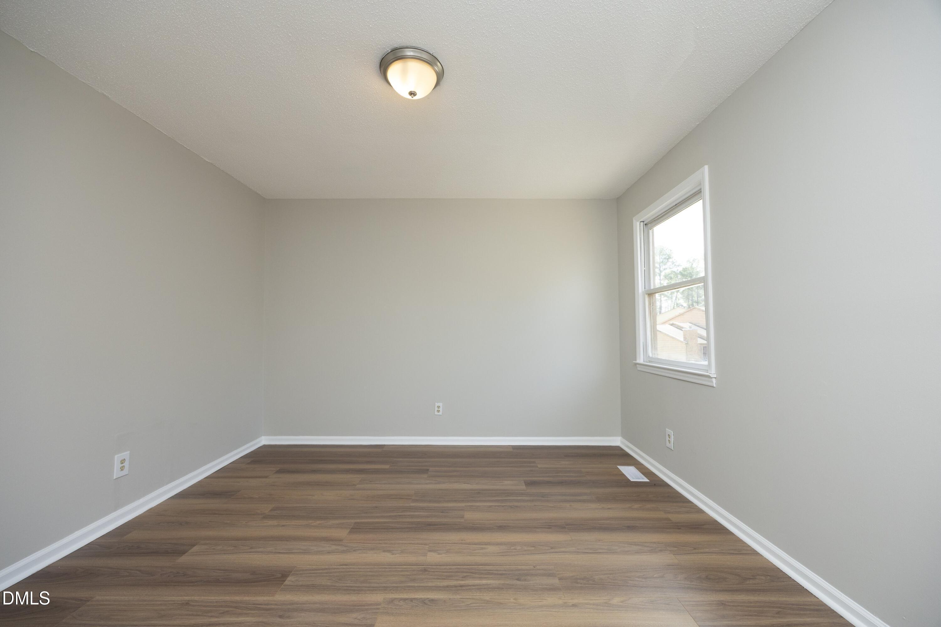 806 Kendall Drive 502 Property Photo 30
