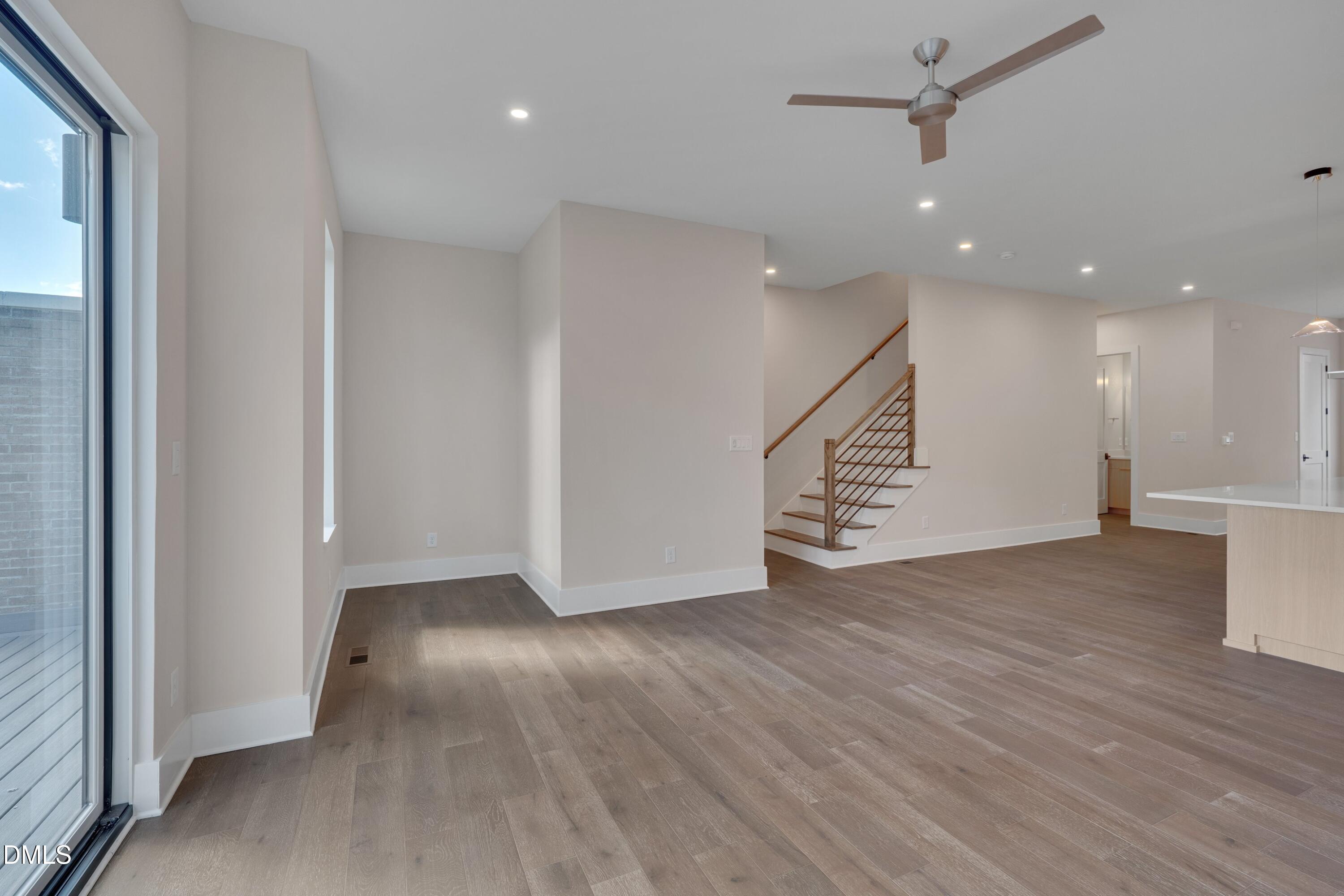 1012 Manor Way Property Photo 30