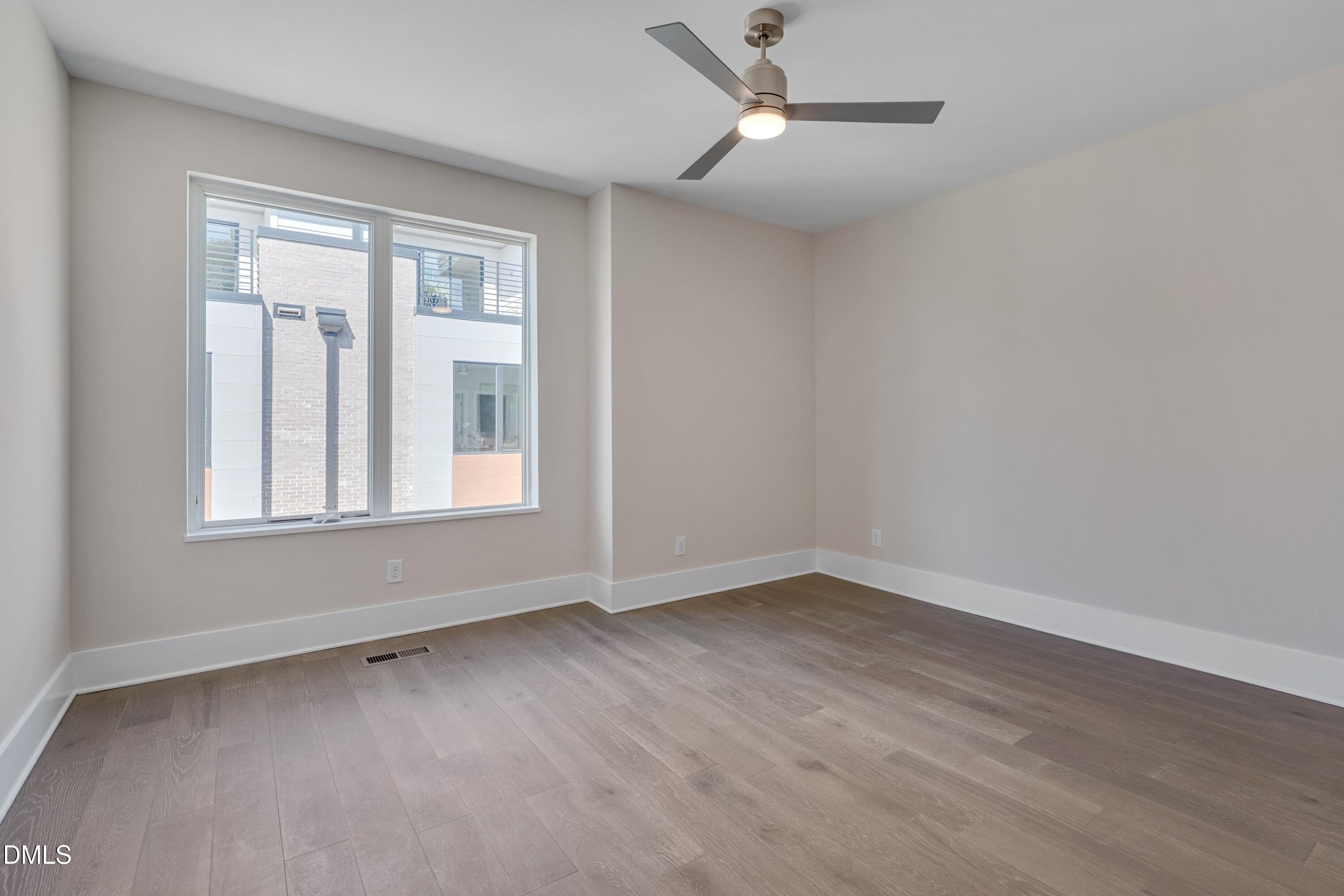 1012 Manor Way Property Photo 35
