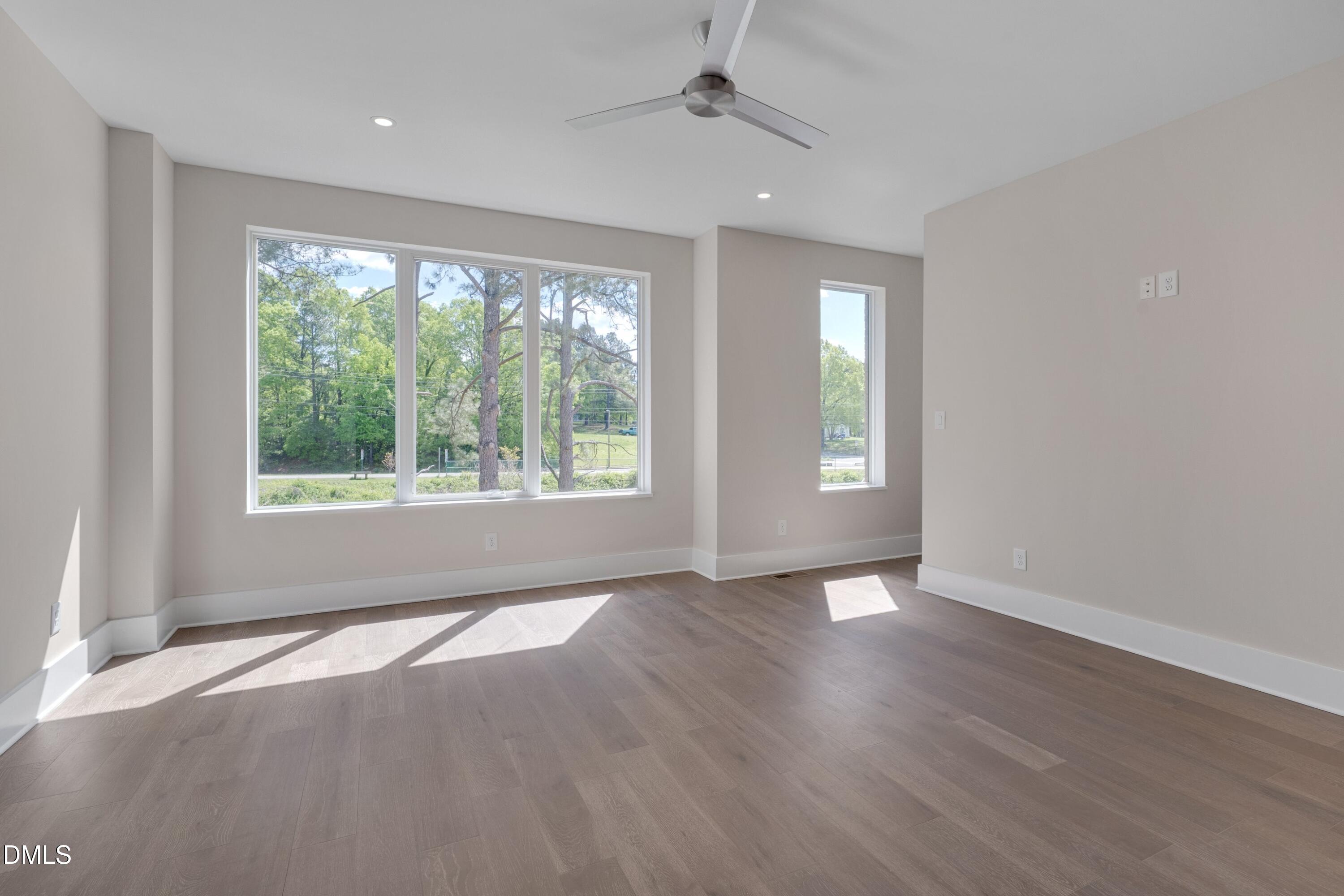 1012 Manor Way Property Photo 37