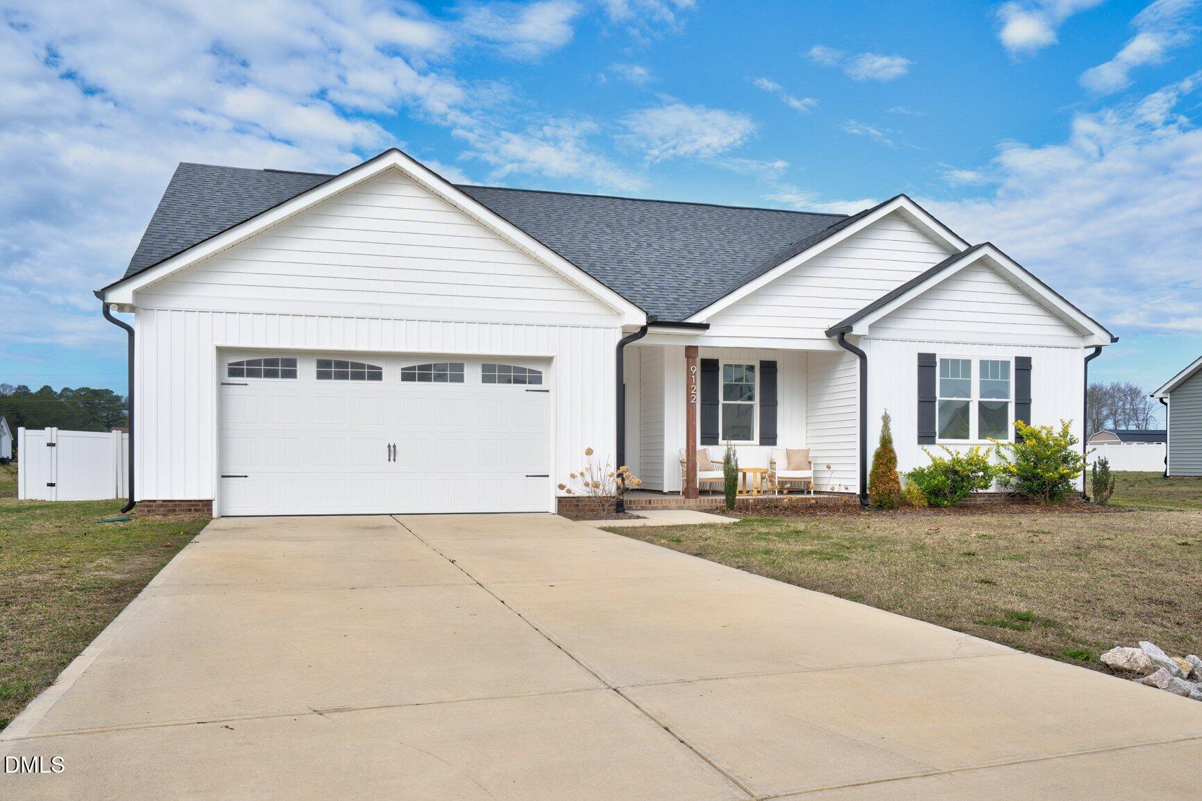 9122 Byron Court Property Photo 1