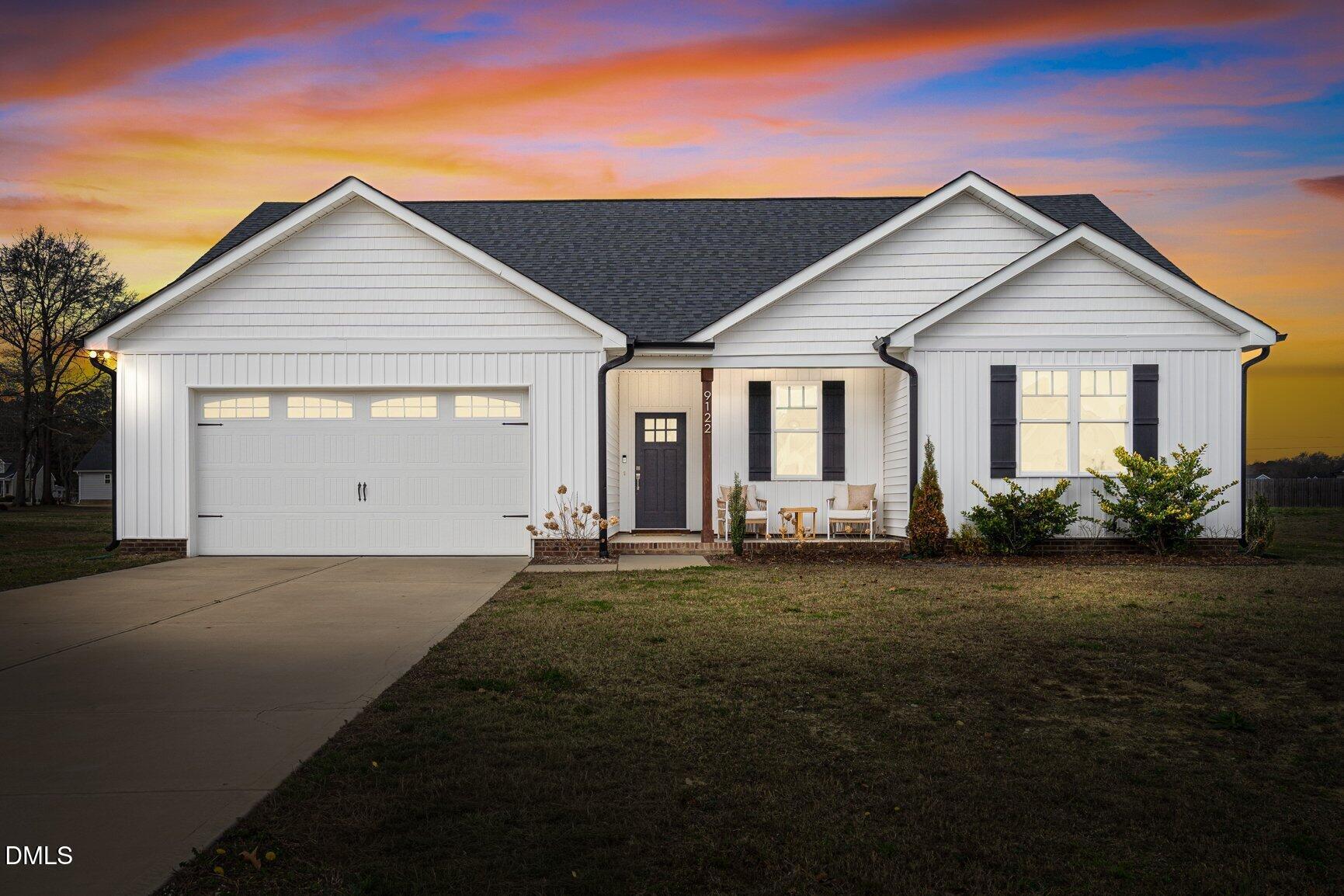 9122 Byron Court Property Photo 2