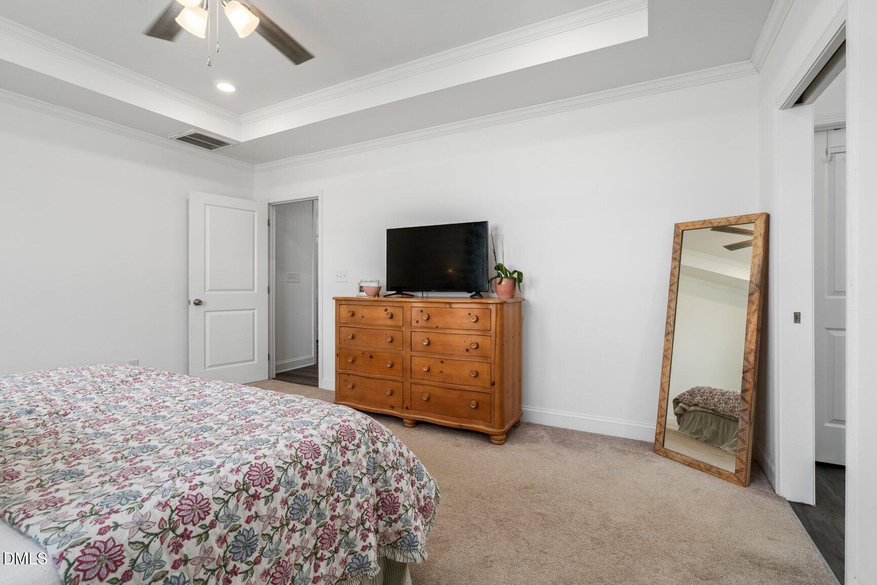9122 Byron Court Property Photo 15