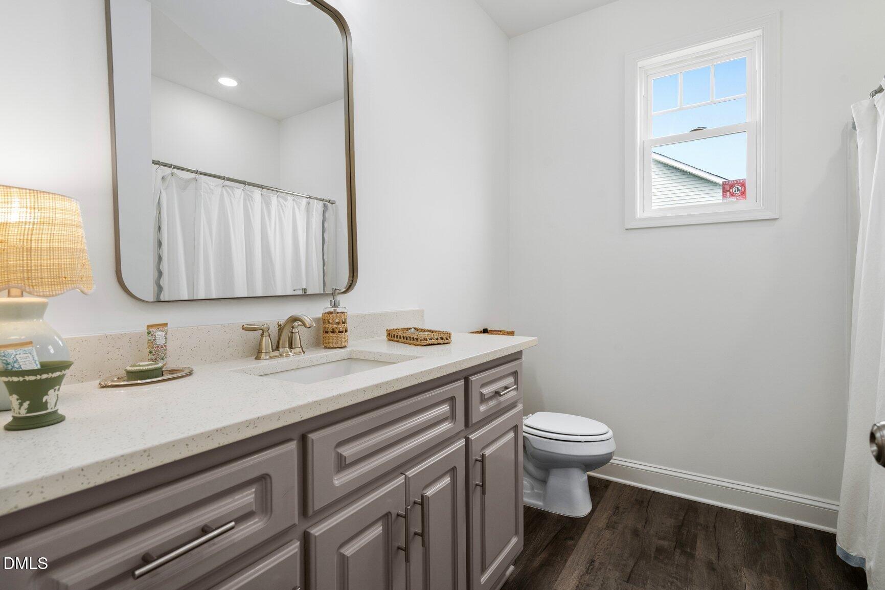 9122 Byron Court Property Photo 20