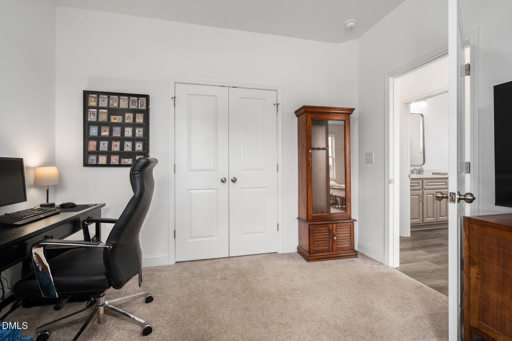 9122 Byron Court Property Photo 23