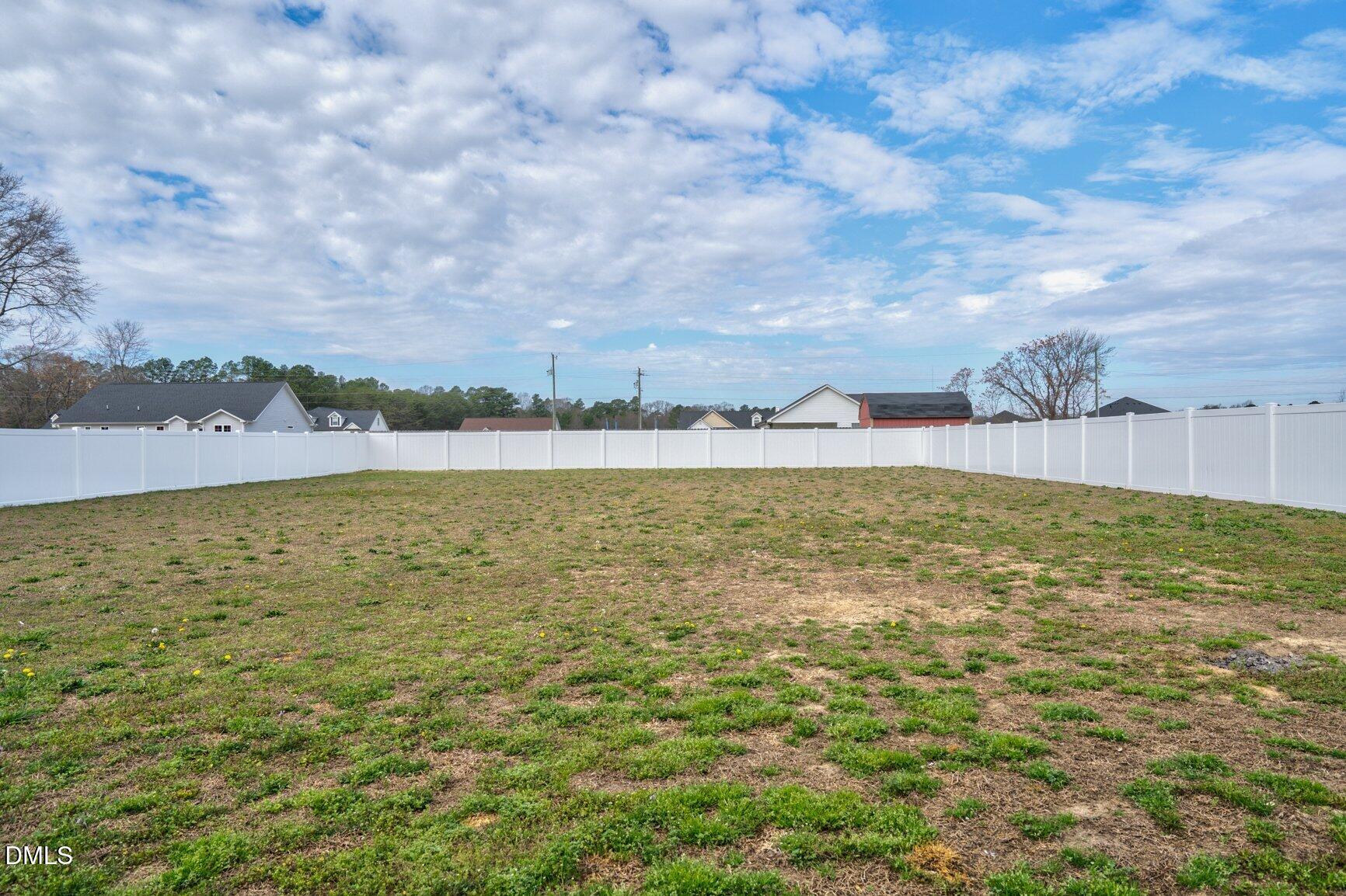 9122 Byron Court Property Photo 27