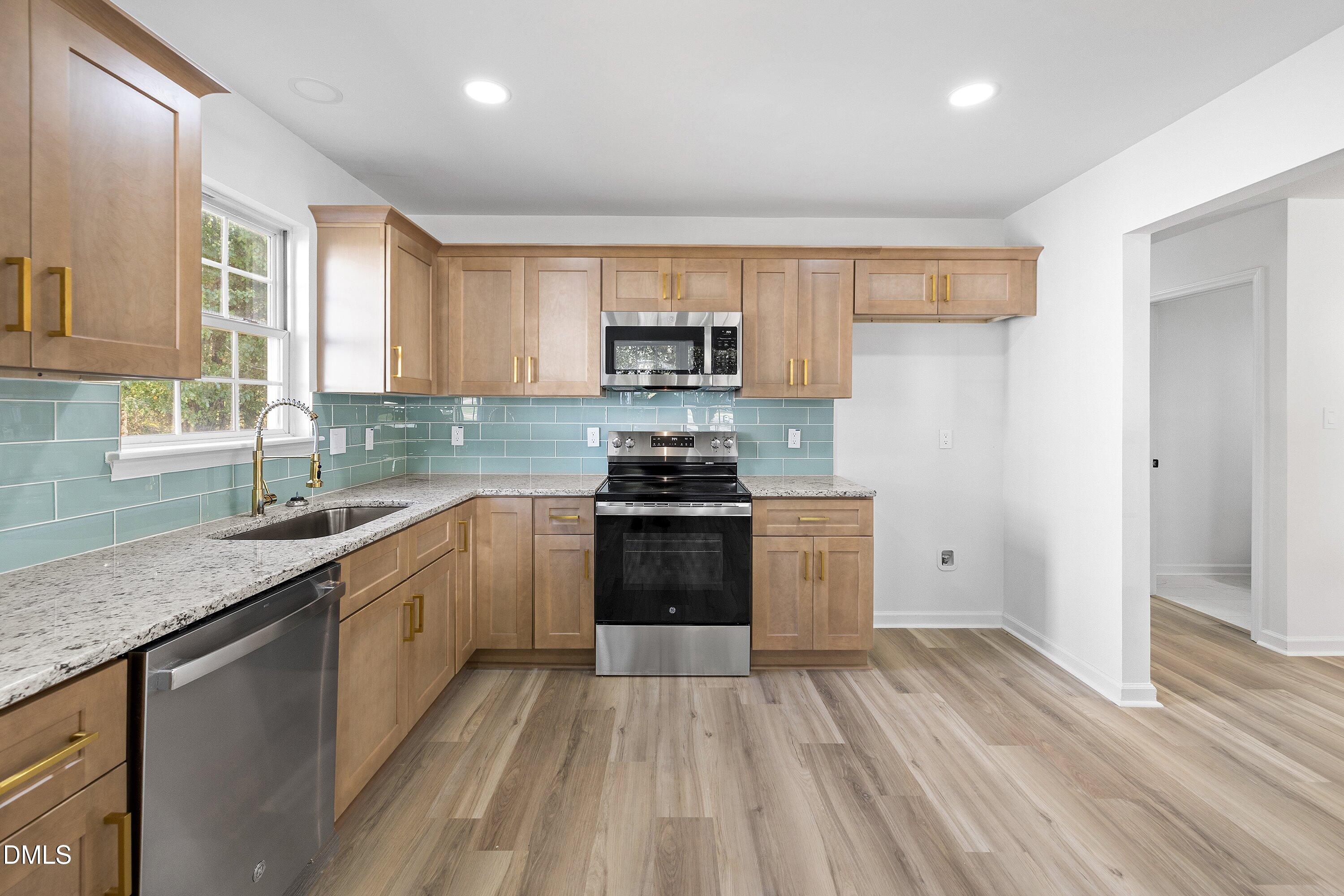 12 Sameer Court