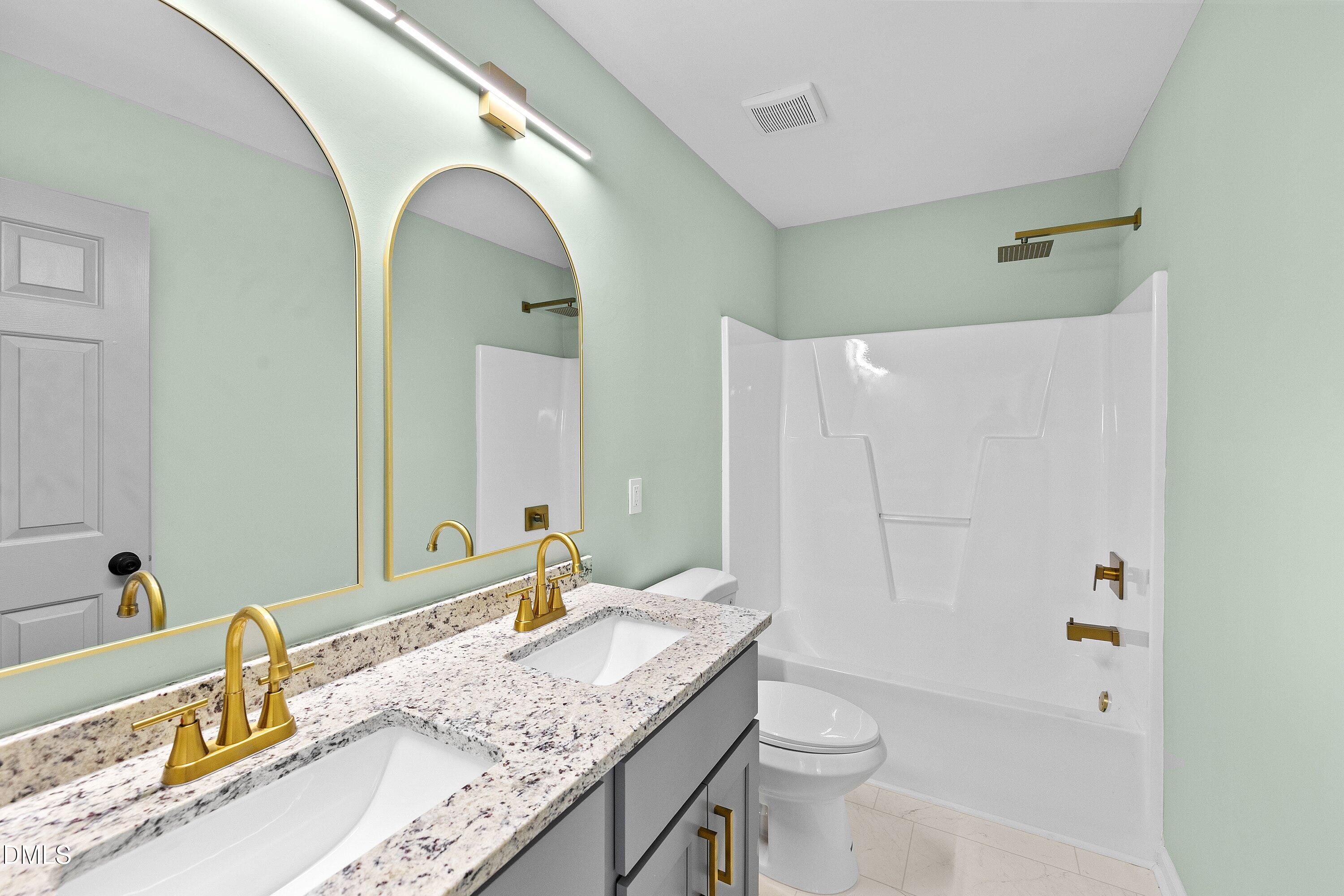 12 Sameer Court Property Photo 5