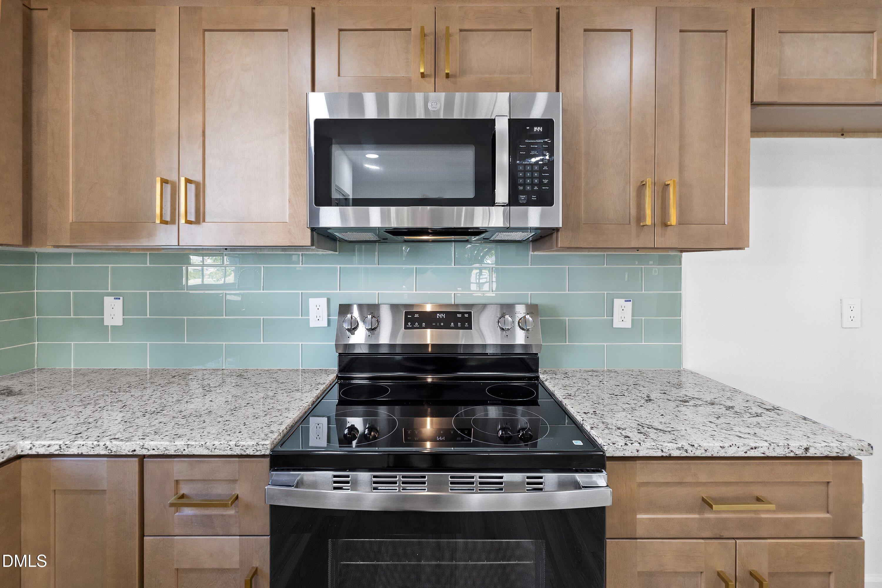 12 Sameer Court Property Photo 12