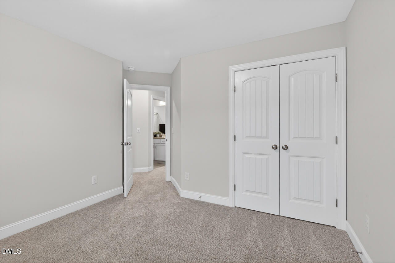 1024 Heartstone Way Property Photo 39