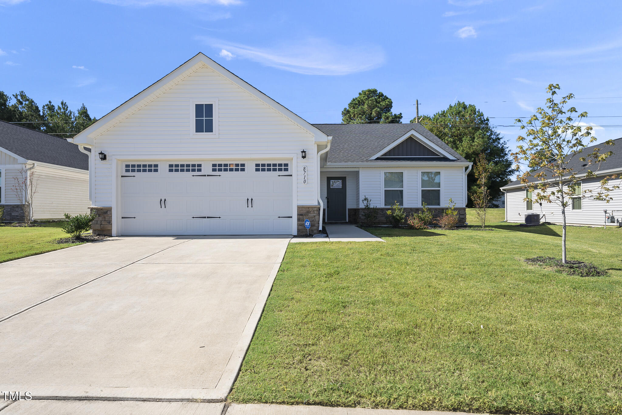 8710 Kenridge Lane Property Photo 1