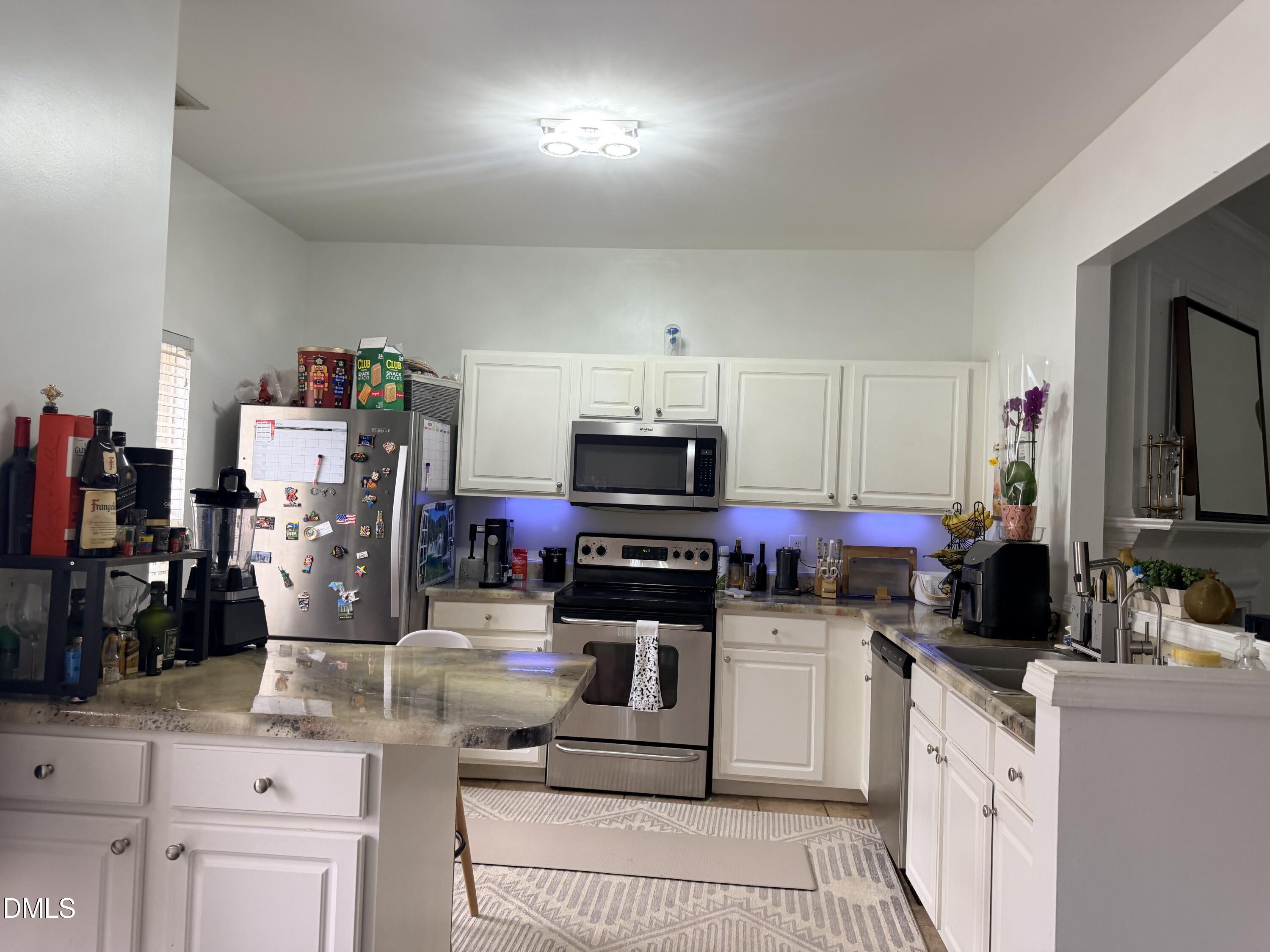 5345 Glen Canyon Road Property Photo 6