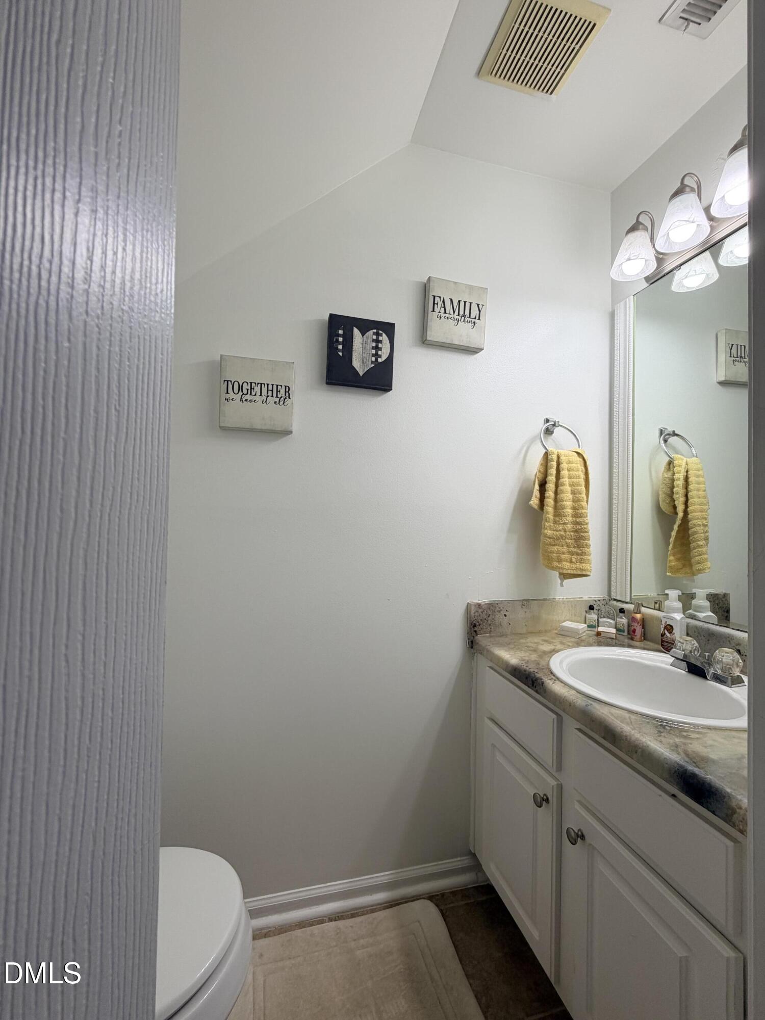 5345 Glen Canyon Road Property Photo 11