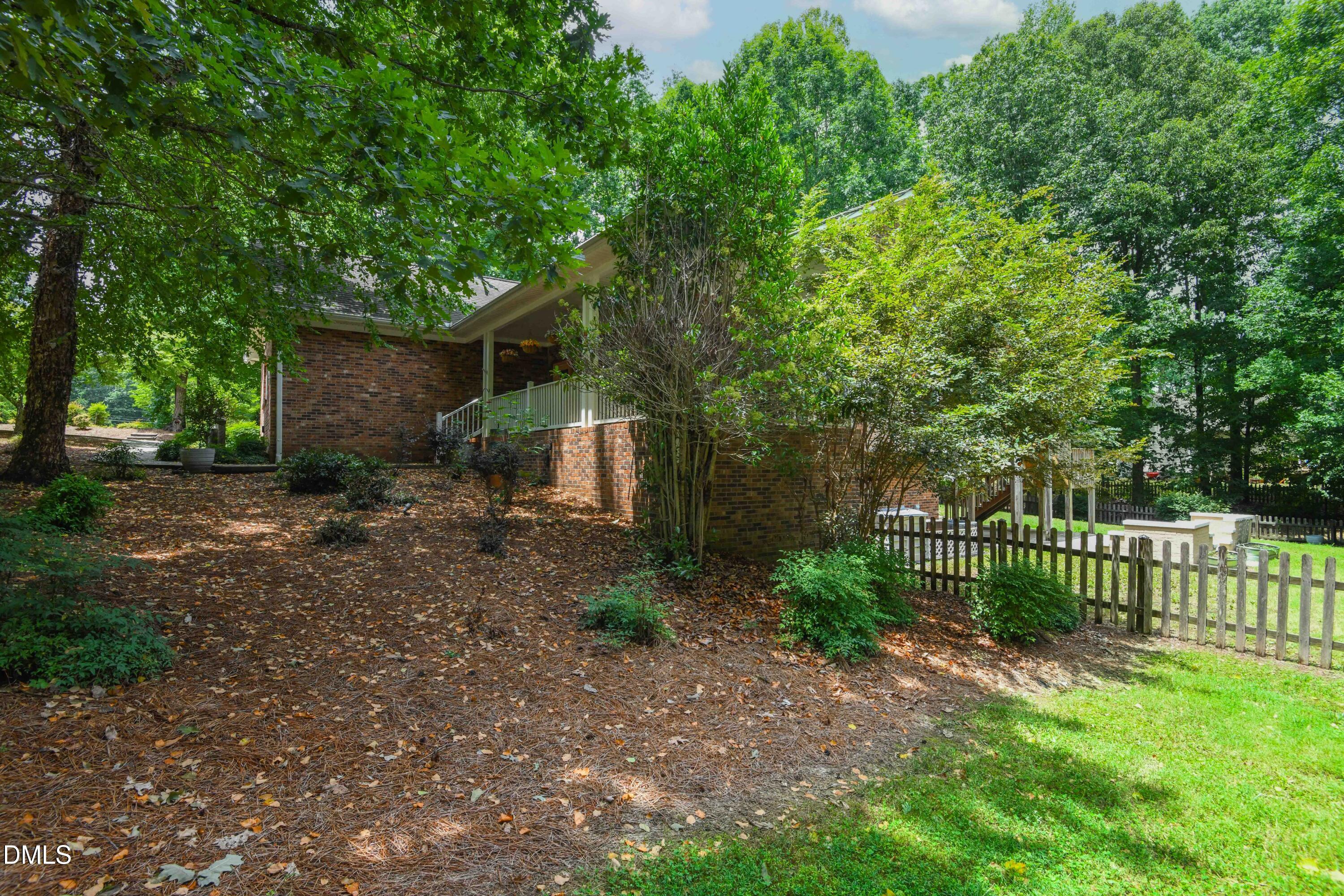 521 Dogwood Drive Property Photo 5