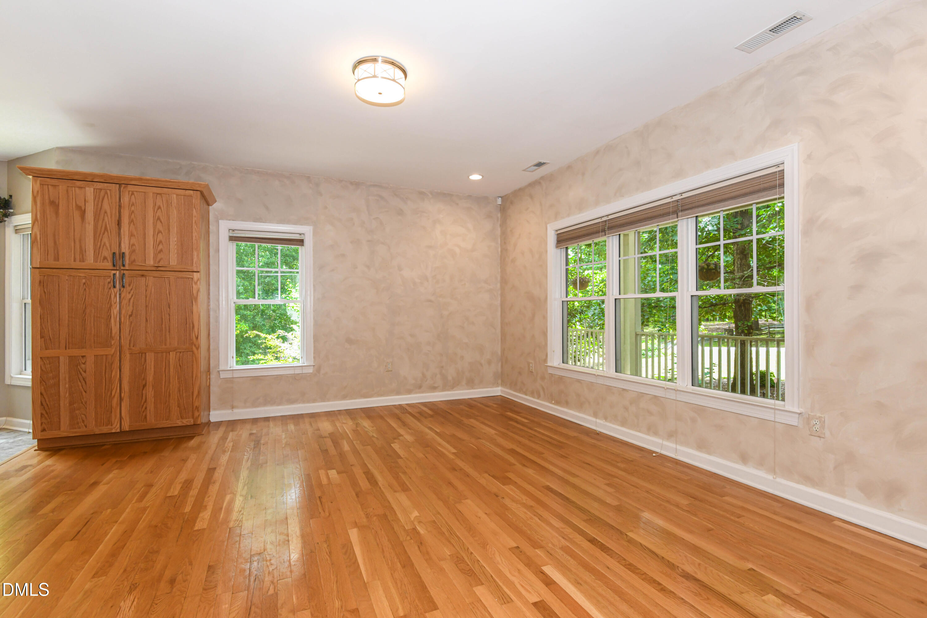 521 Dogwood Drive Property Photo 8