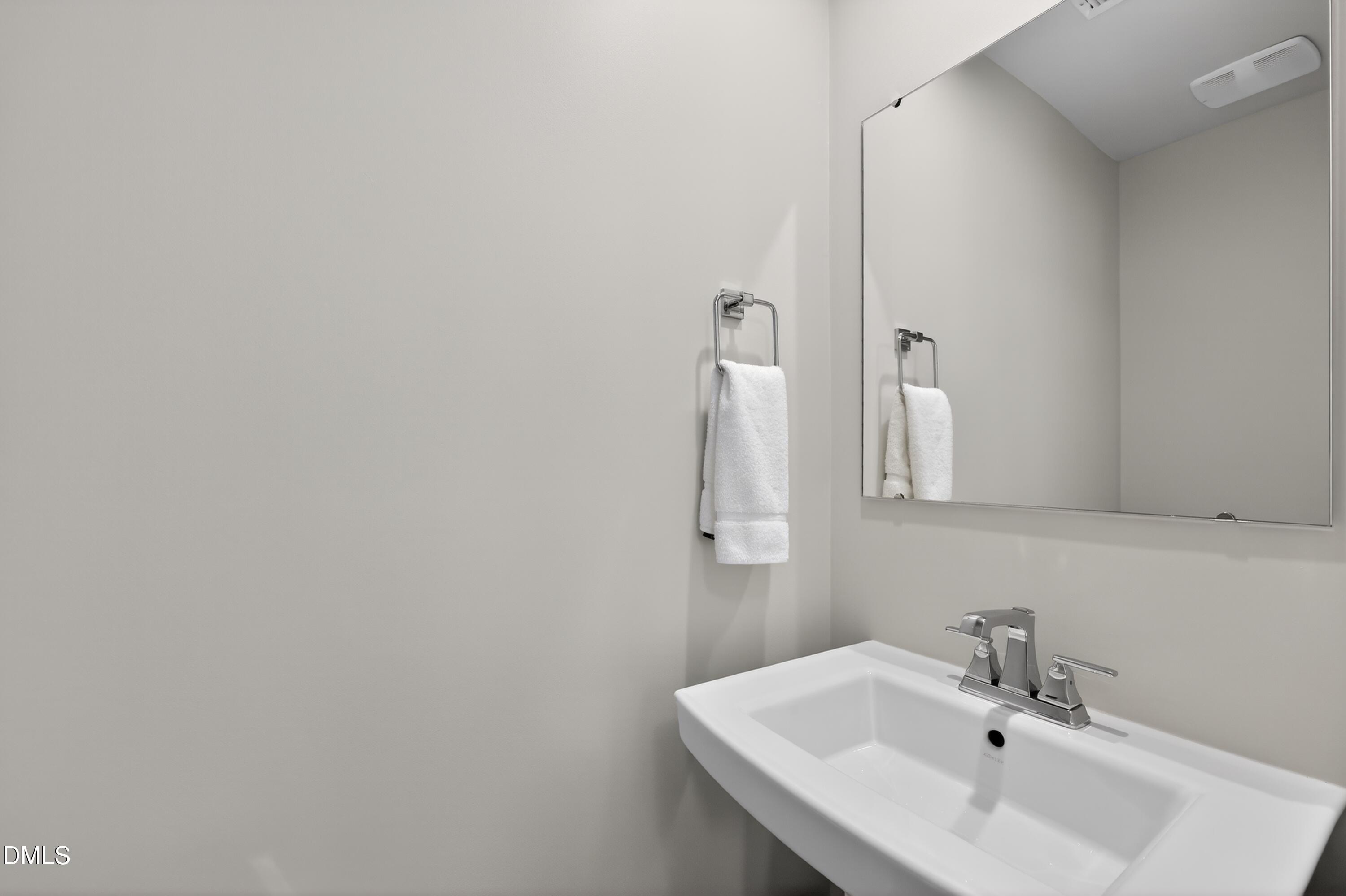 1221 Bradburn Drive Property Photo 22