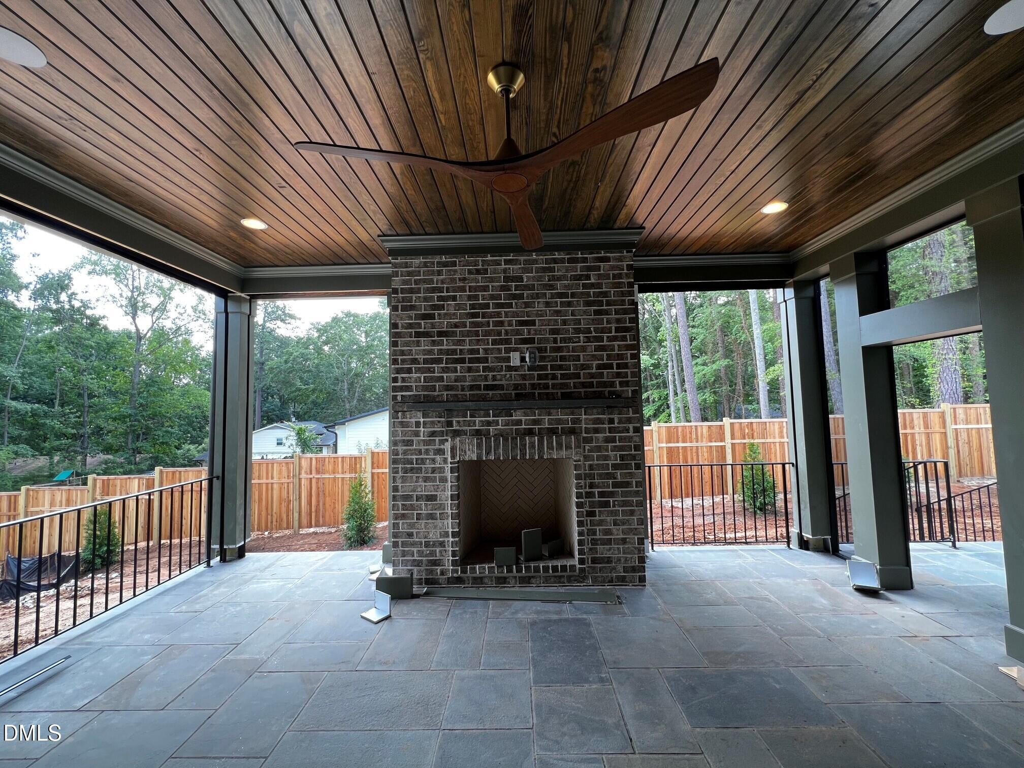 1104 Oldfourth Lane Property Photo 32