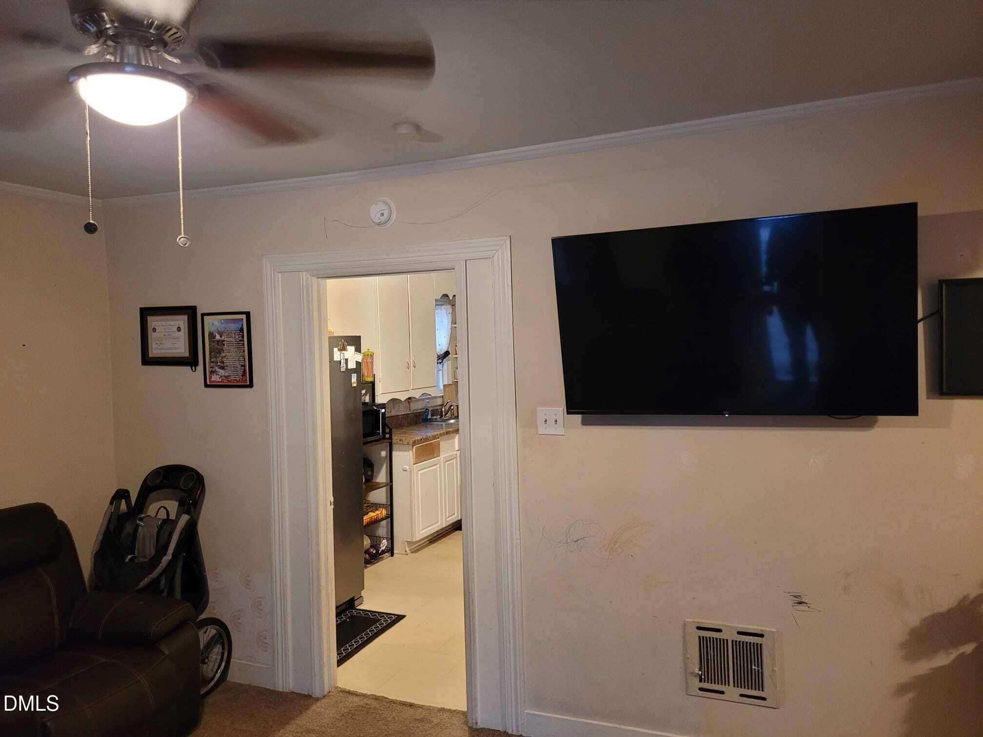 1004 Park Avenue Property Photo 12
