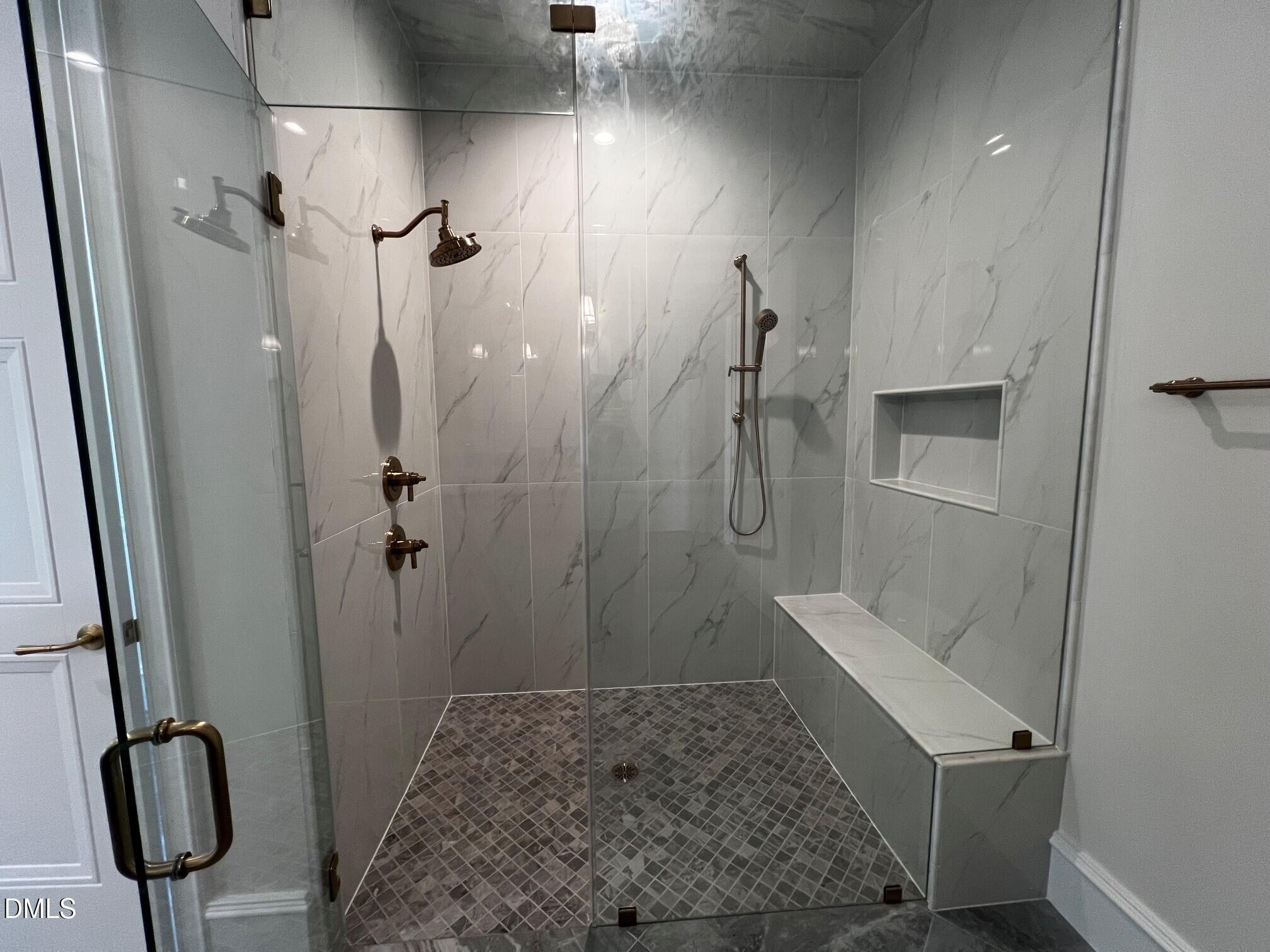 1100 Oldfourth Lane Property Photo 32
