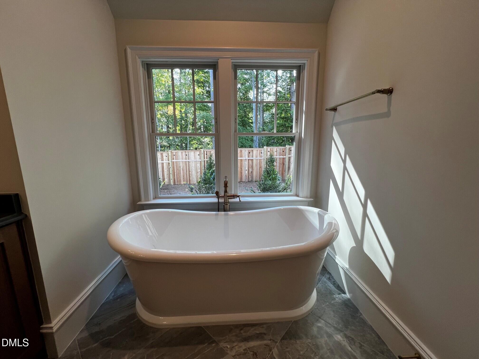 1100 Oldfourth Lane Property Photo 33
