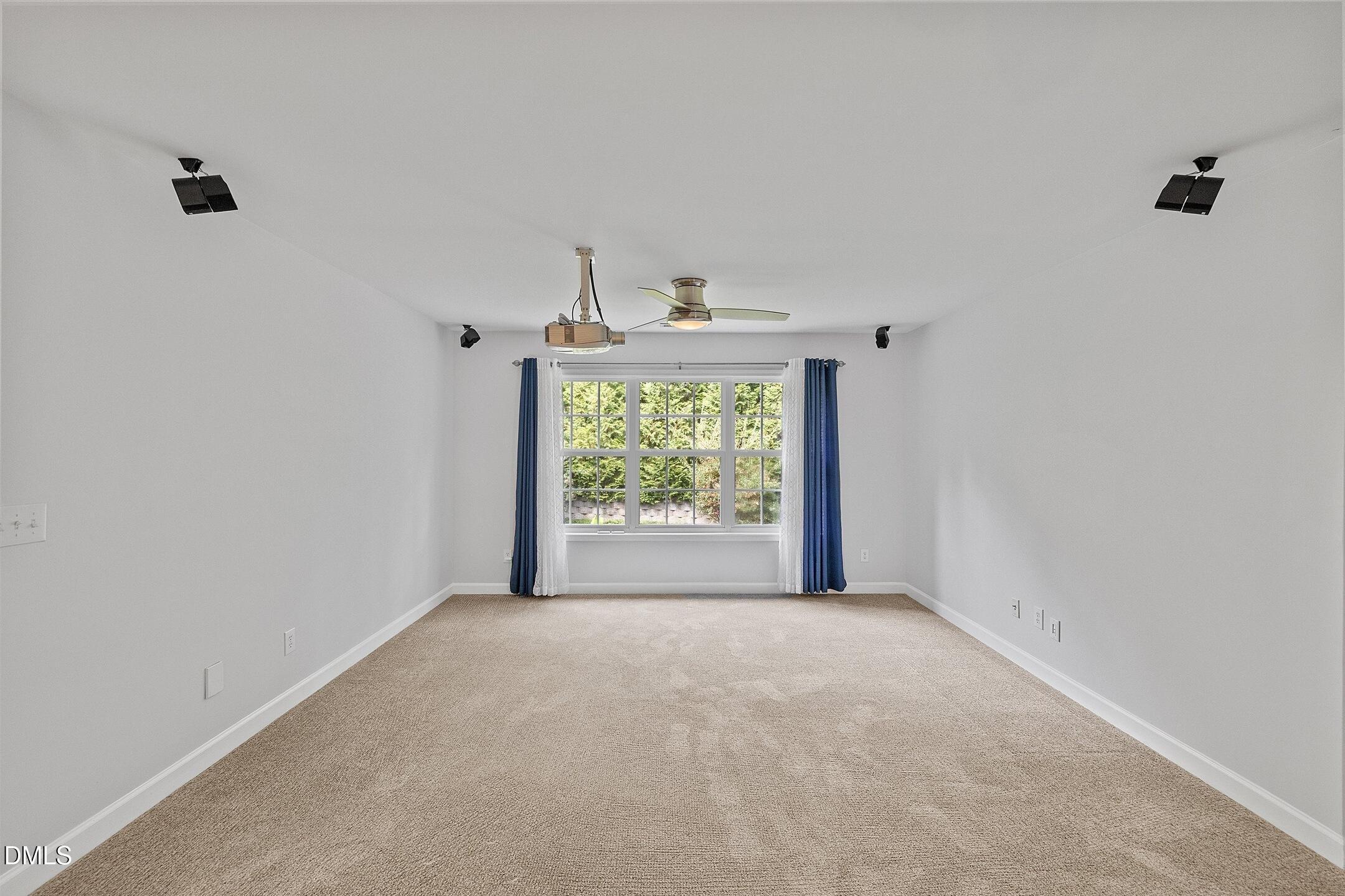 2800 Carriage Meadows Drive Property Photo 19