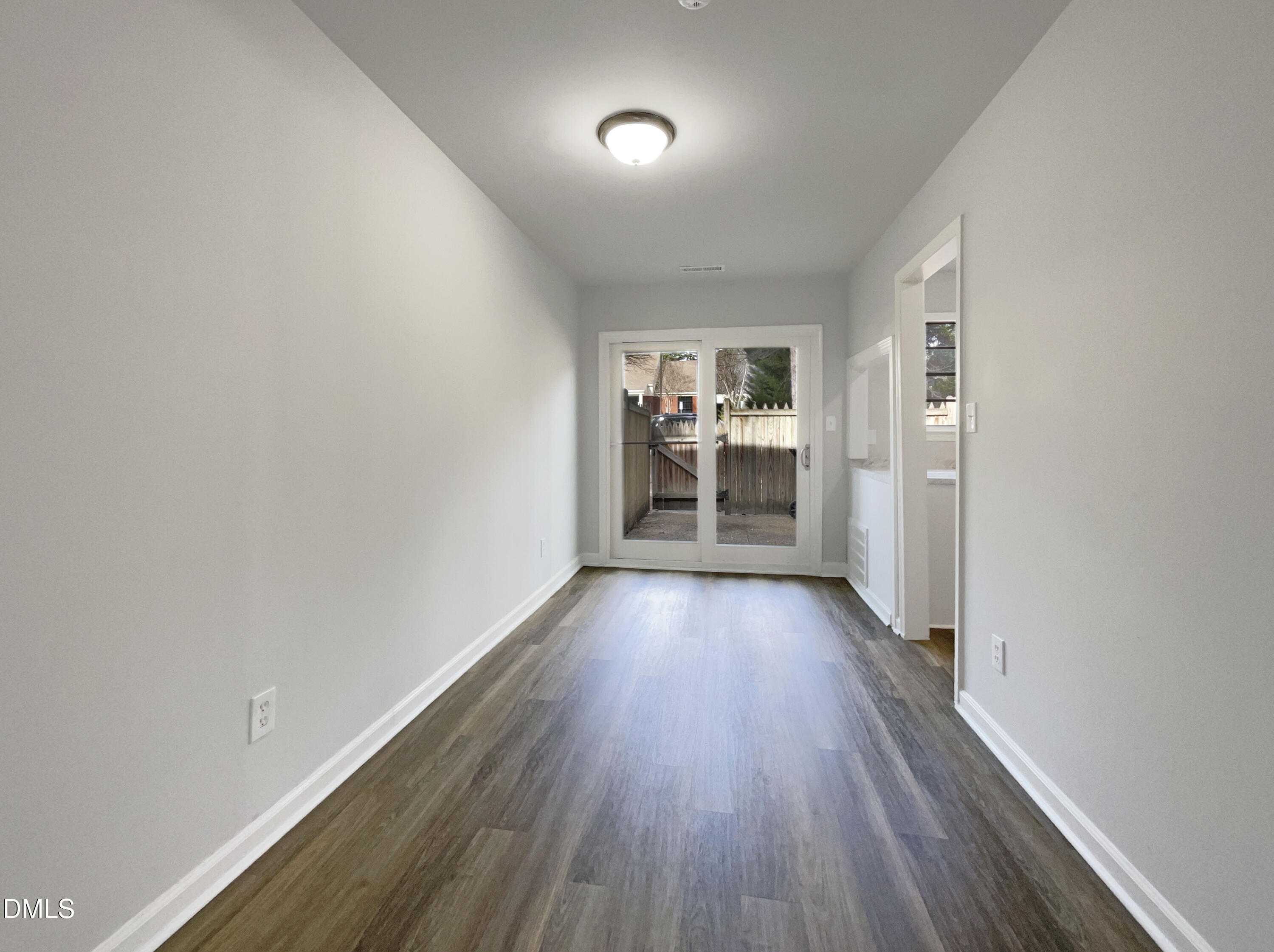 3737 Jamestown Circle Property Photo 8