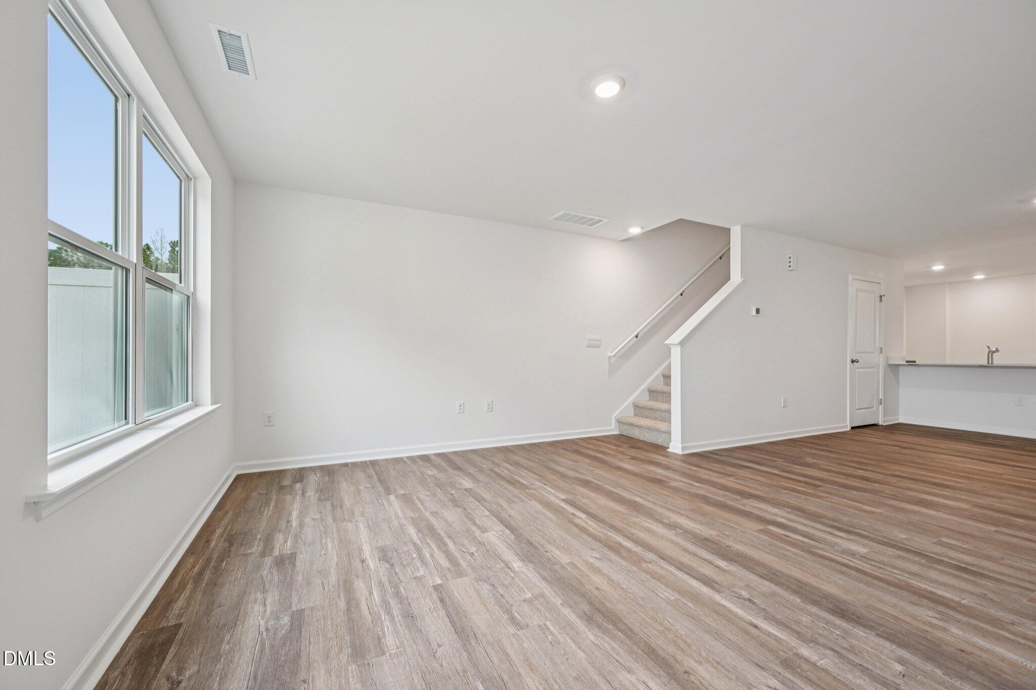 5818 Brambleberry Way Property Photo 9